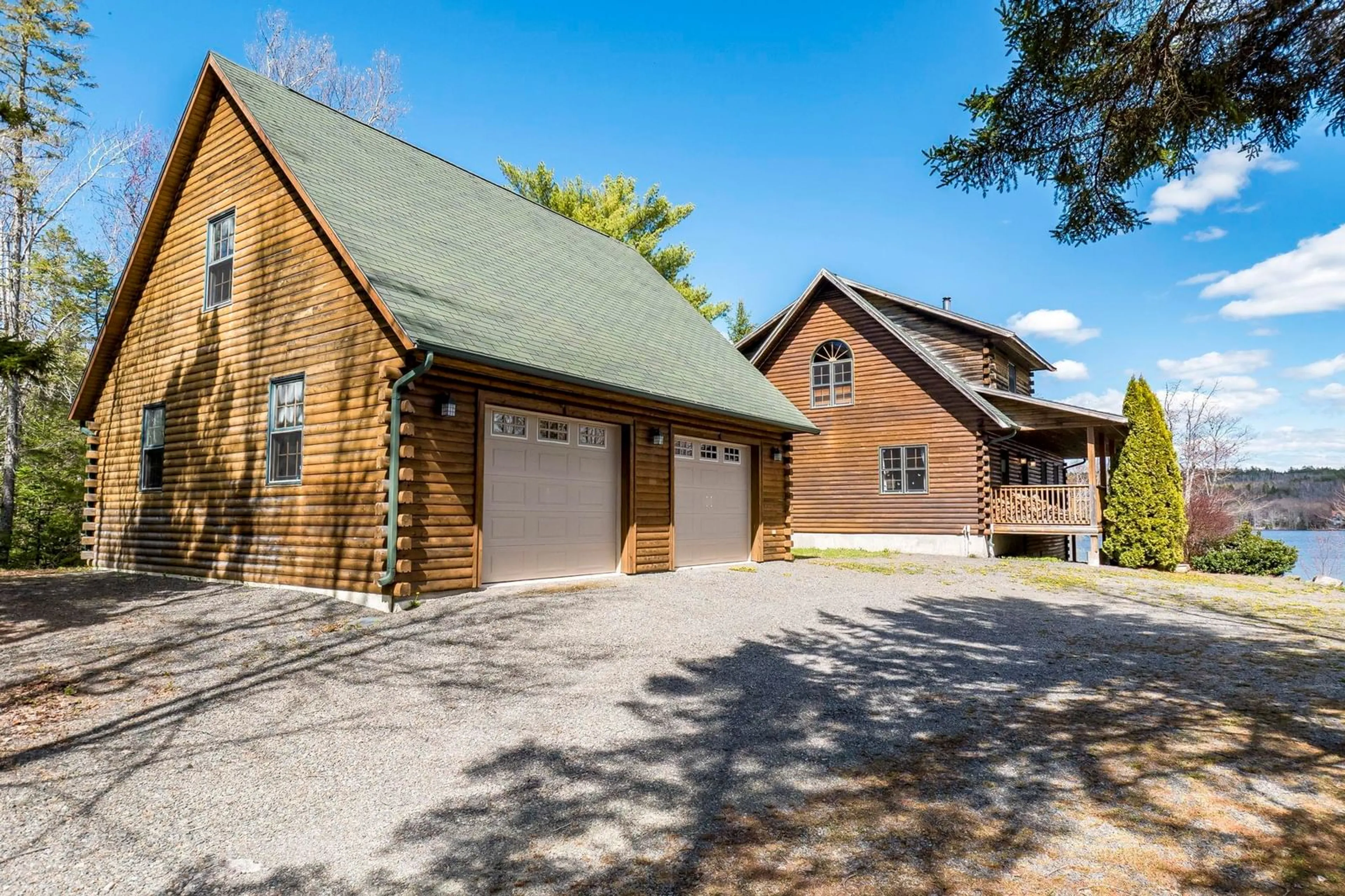 Home with brick exterior material, unknown for 670 Pioneer Dr, Vaughan Nova Scotia B0N 2T0
