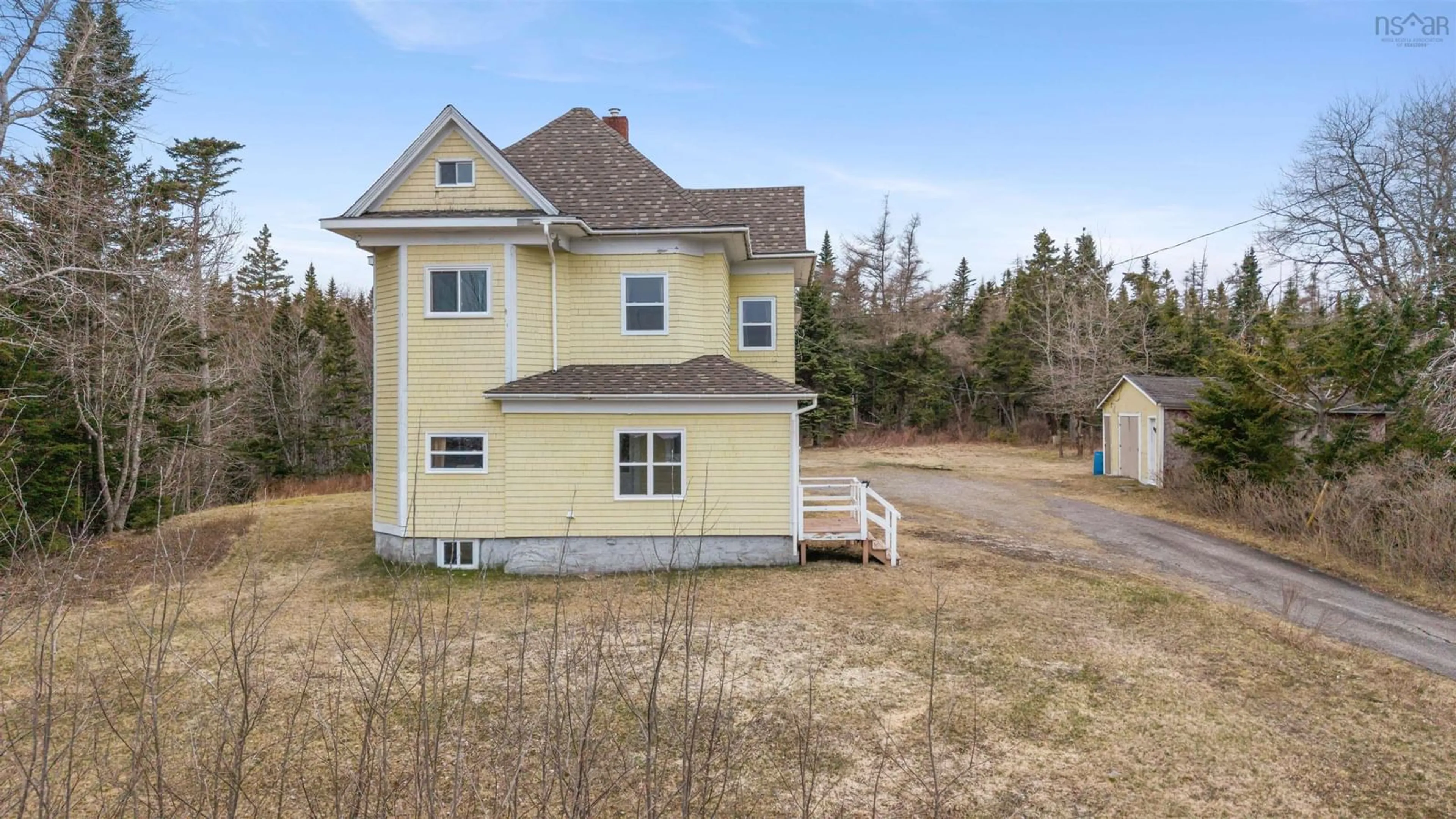 A pic from outside/outdoor area/front of a property/back of a property/a pic from drone, building for 13510 Highway 316, Isaacs Harbour North Nova Scotia B0H 1T0
