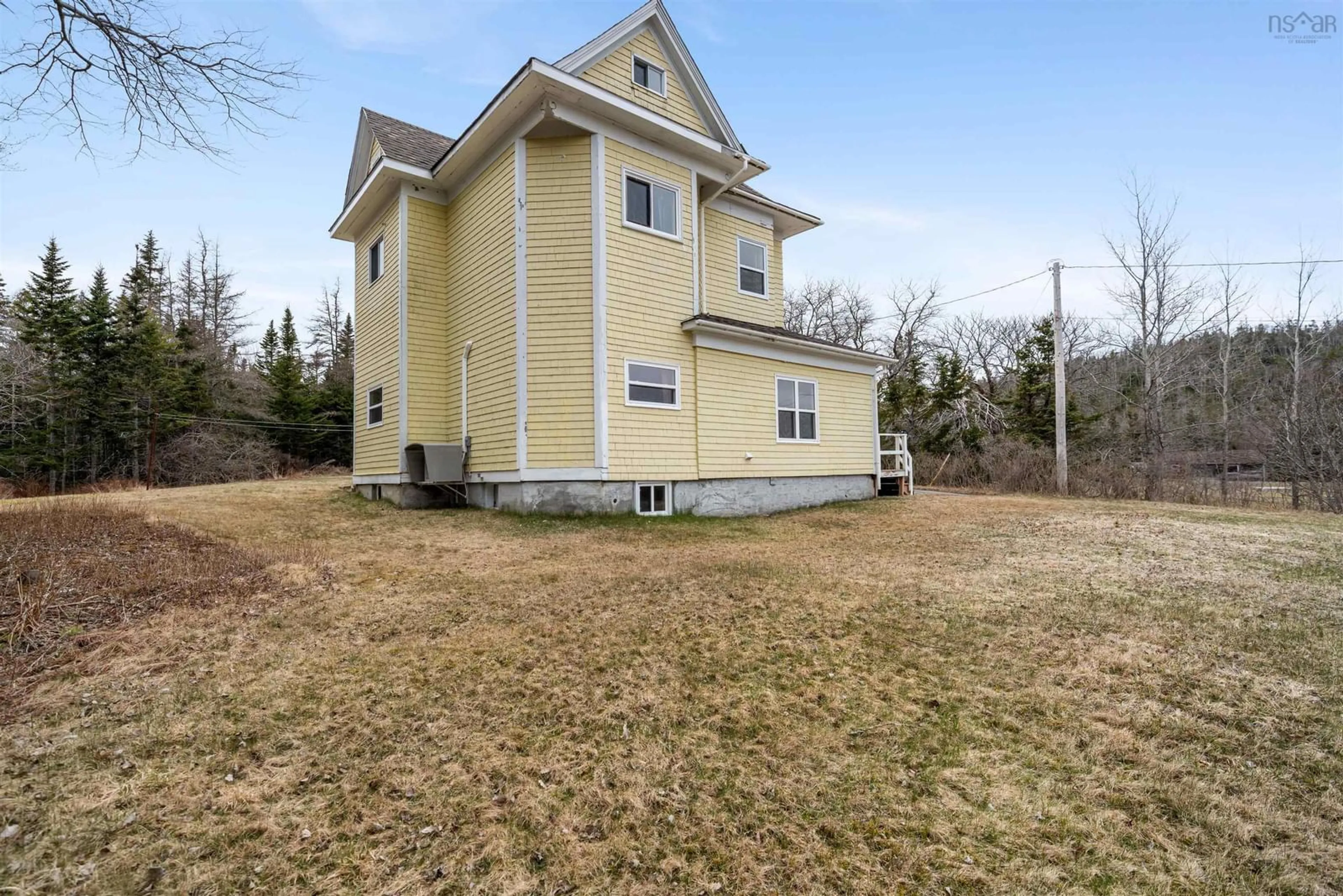 A pic from outside/outdoor area/front of a property/back of a property/a pic from drone, building for 13510 Highway 316, Isaacs Harbour North Nova Scotia B0H 1T0
