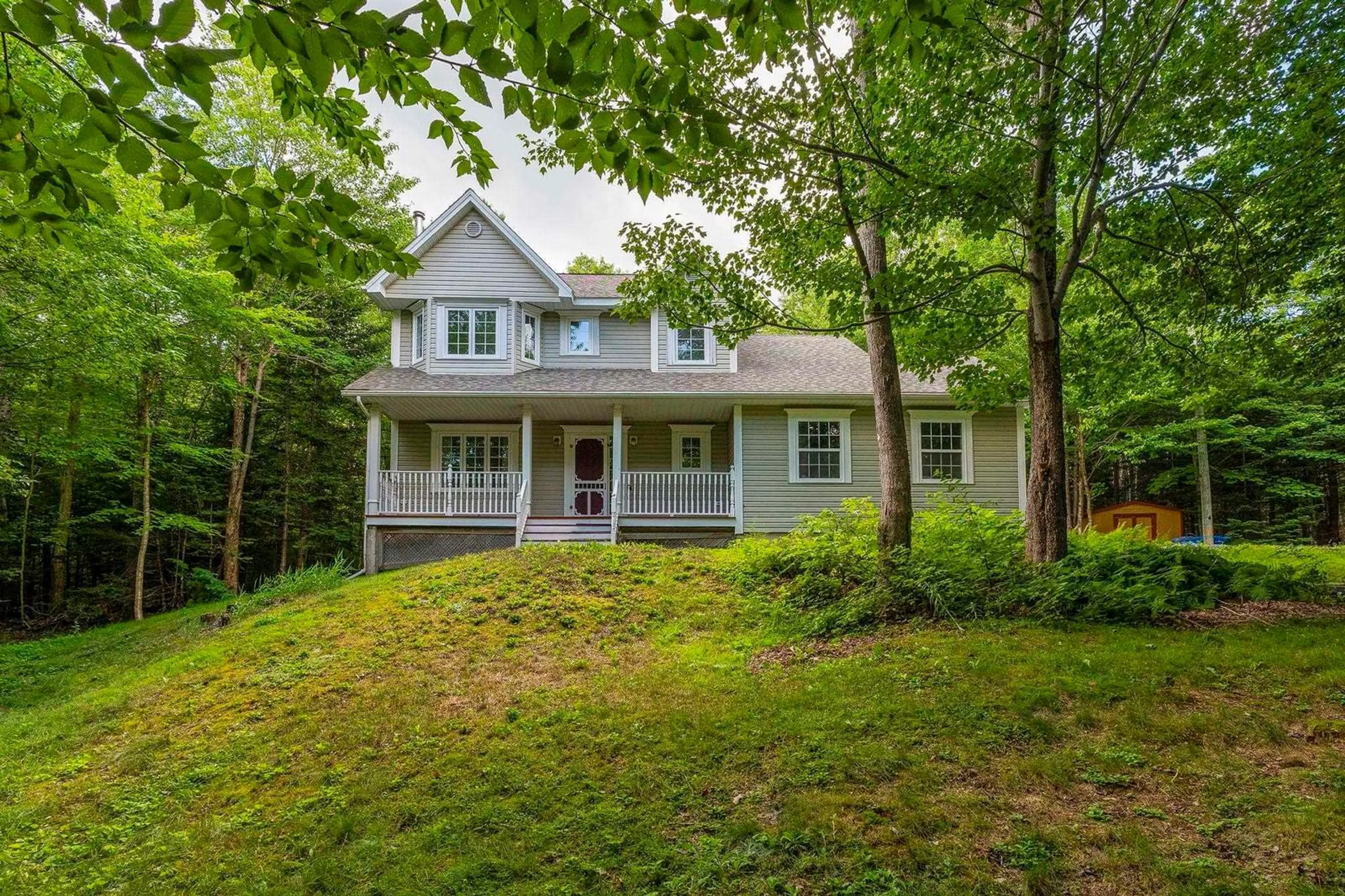 Home with vinyl exterior material, unknown for 255 Sandwick Dr, Hammonds Plains Nova Scotia B4B 1W1