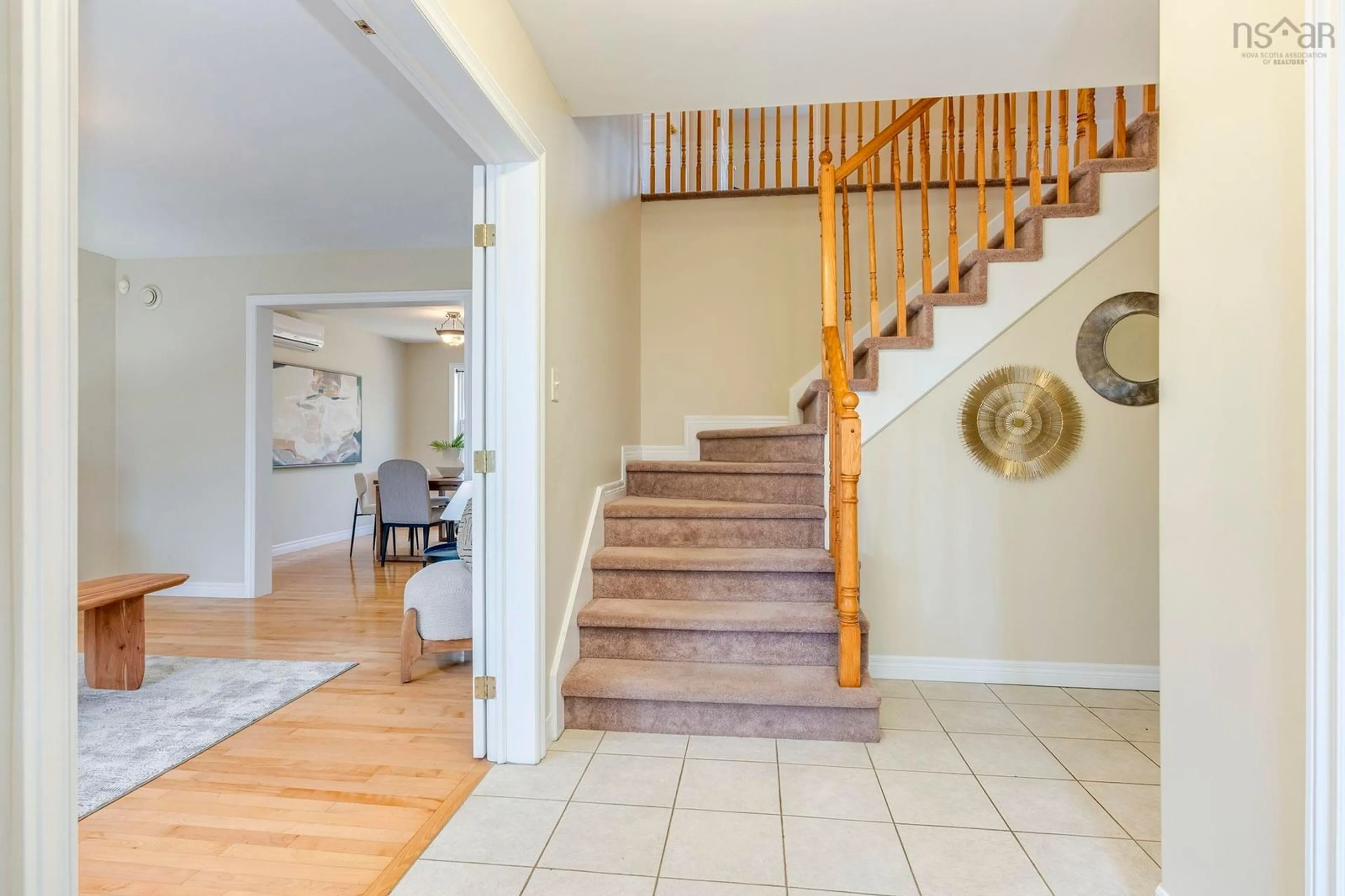 Indoor foyer for 255 Sandwick Dr, Hammonds Plains Nova Scotia B4B 1W1