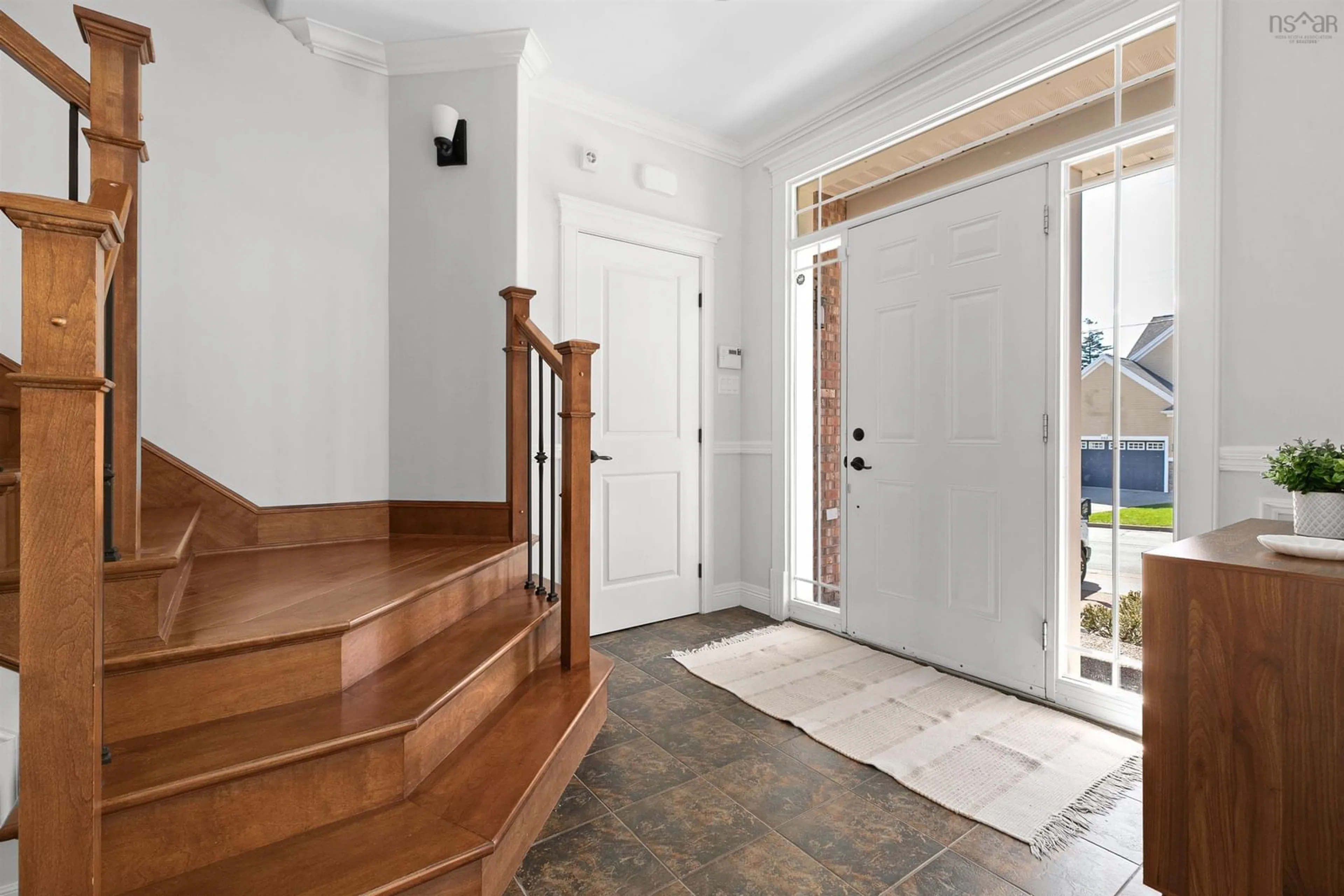 Indoor entryway for 192 Bently Dr, Halifax Nova Scotia B3S 0A8