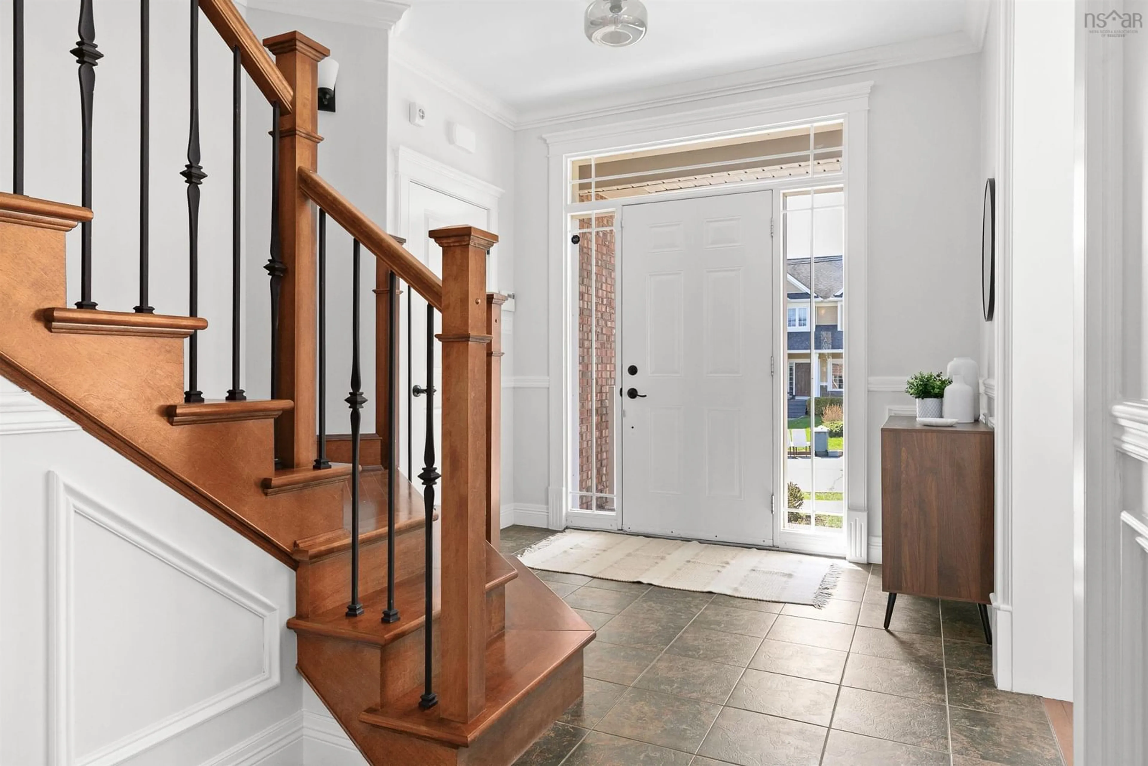 Indoor entryway for 192 Bently Dr, Halifax Nova Scotia B3S 0A8