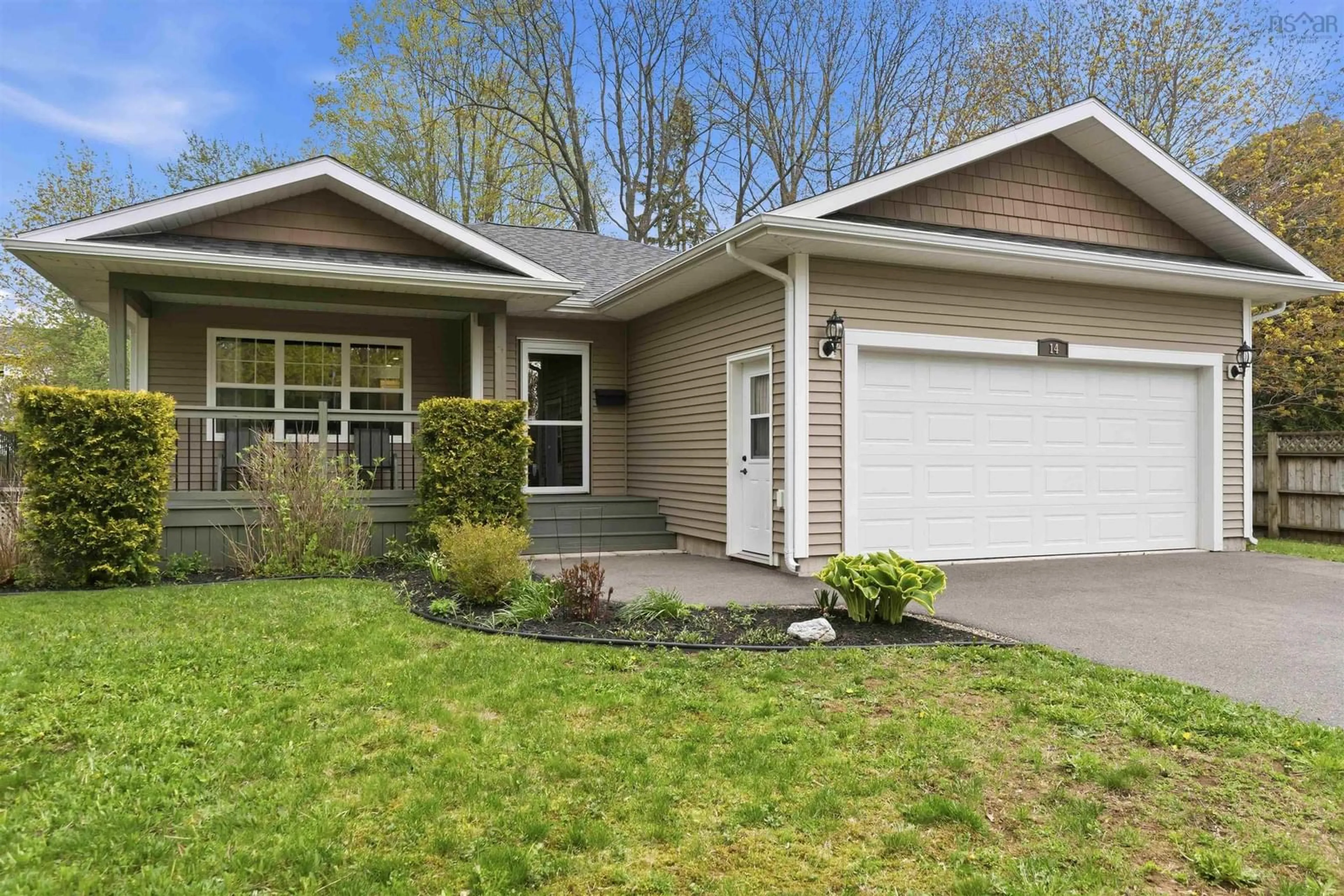 Home with vinyl exterior material, street for 14 Smith Ave, Kentville Nova Scotia B4N 2A4