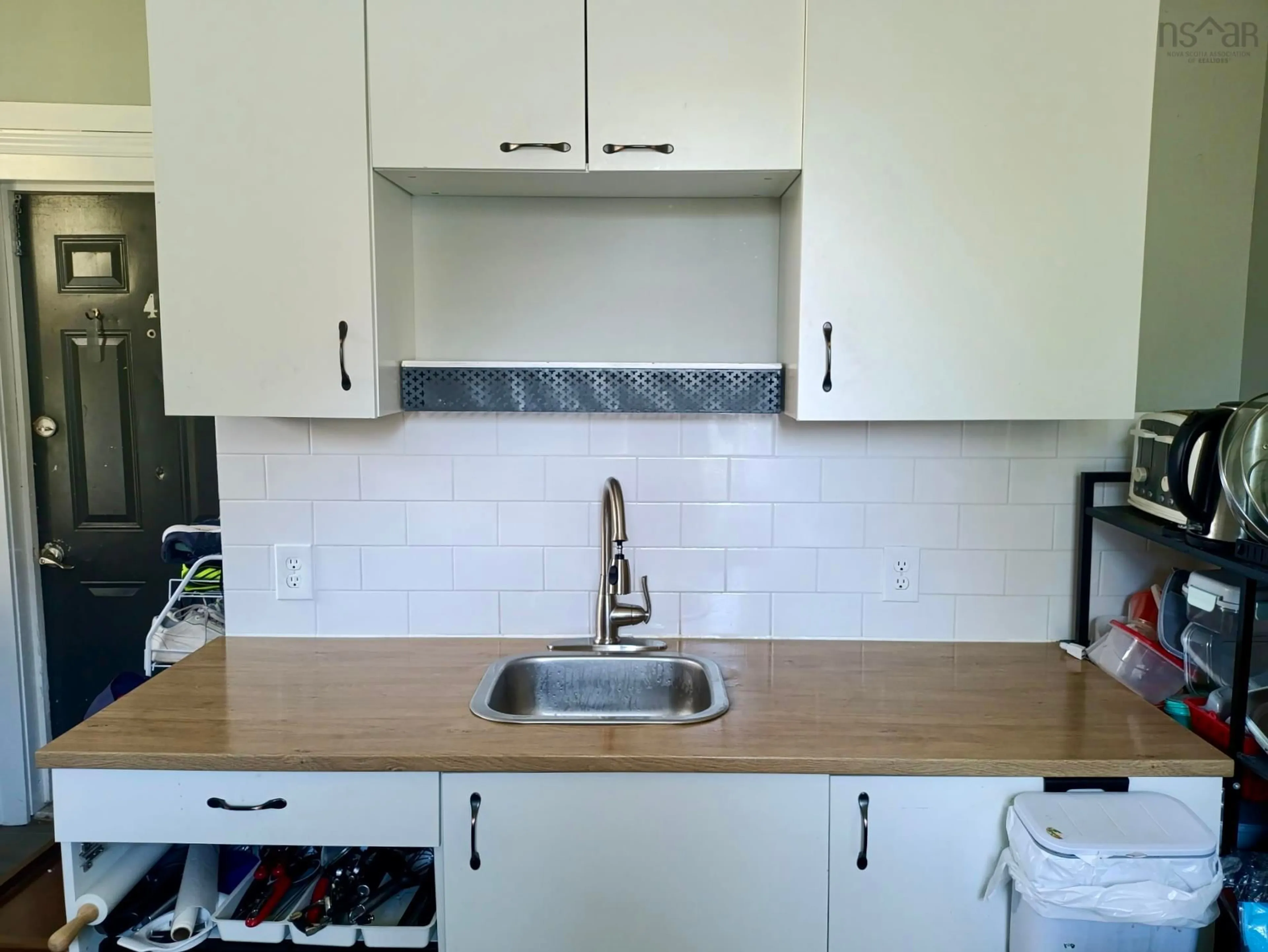 Standard kitchen, unknown for 67 Lyman St, Truro Nova Scotia B2N 4S3