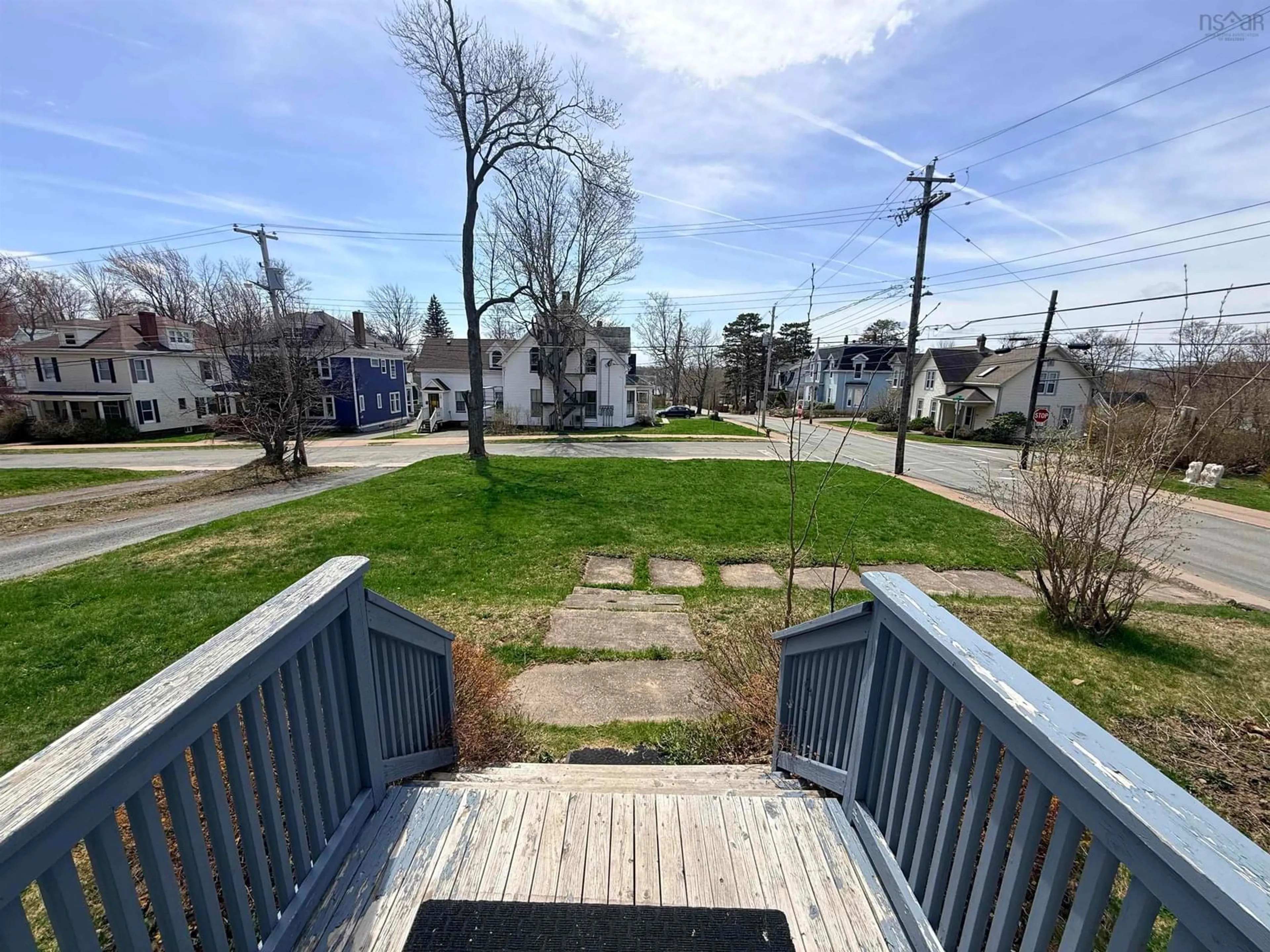 A pic from outside/outdoor area/front of a property/back of a property/a pic from drone, street for 218 Fraser St, New Glasgow Nova Scotia B2H 4J3