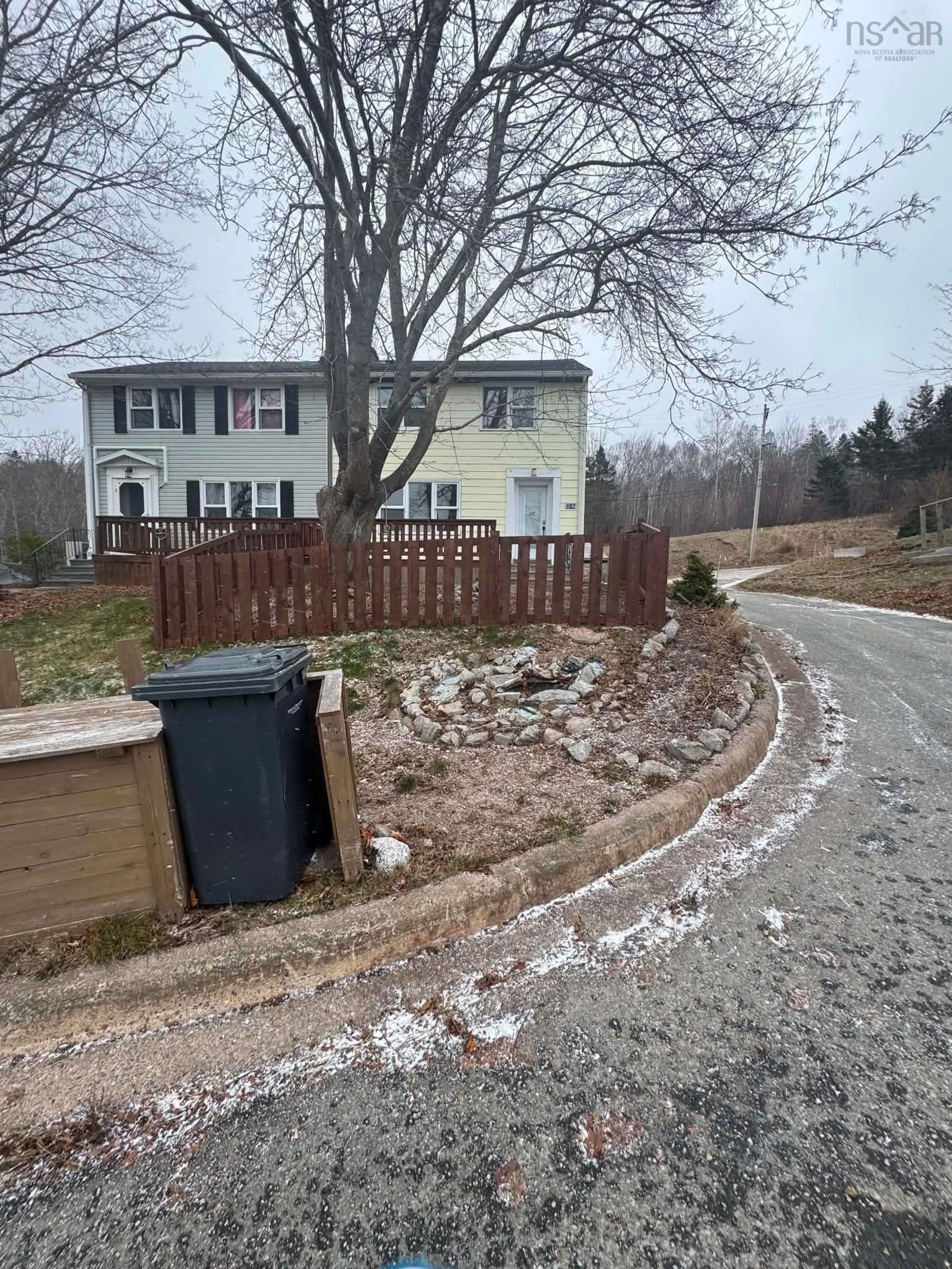 A pic from outside/outdoor area/front of a property/back of a property/a pic from drone, street for 24 Hillside Dr, Cornwallis Park Nova Scotia B0S 1H0