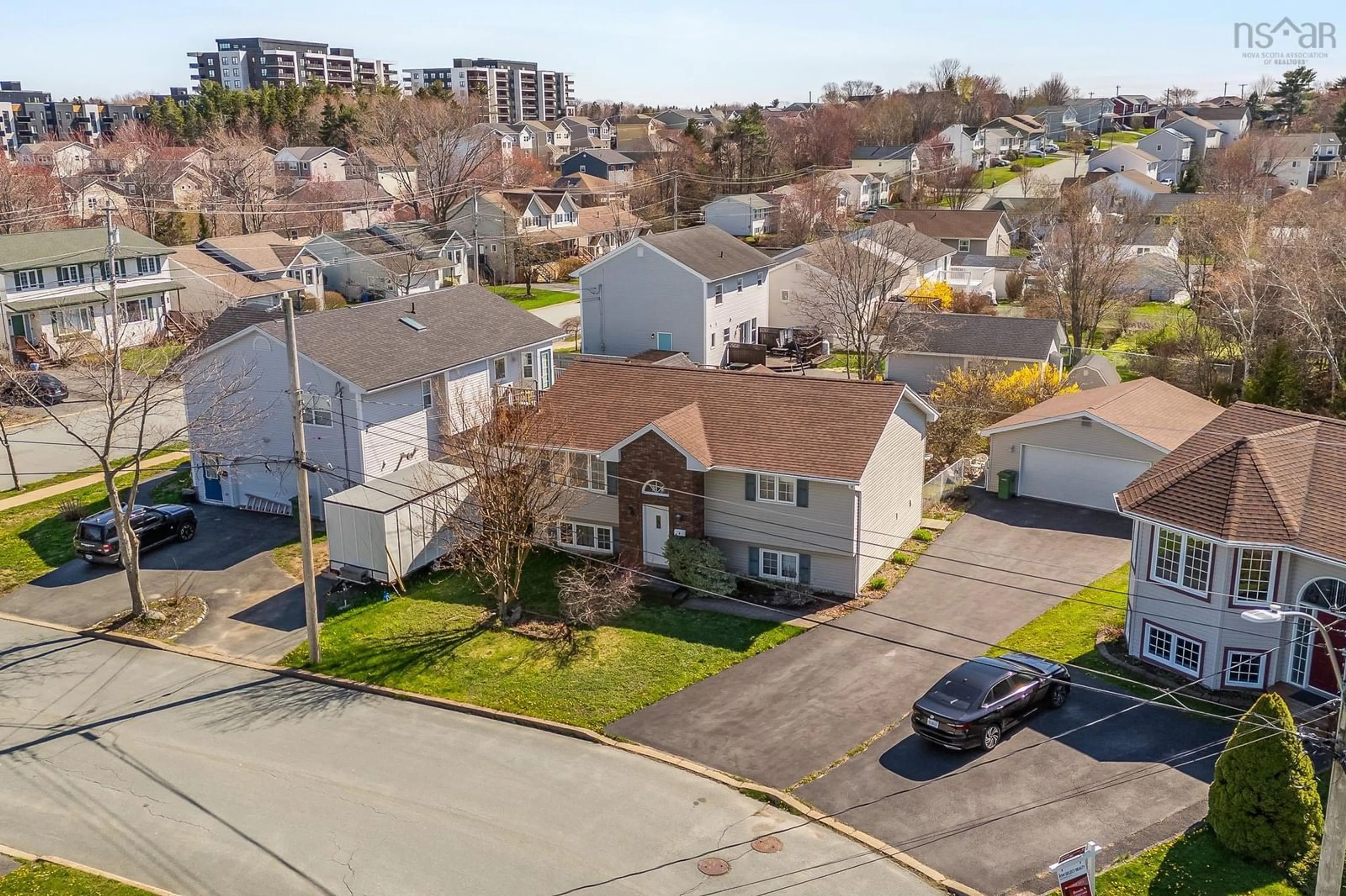 A pic from outside/outdoor area/front of a property/back of a property/a pic from drone, street for 3 Fury Dr, Dartmouth Nova Scotia B3A 4Y1