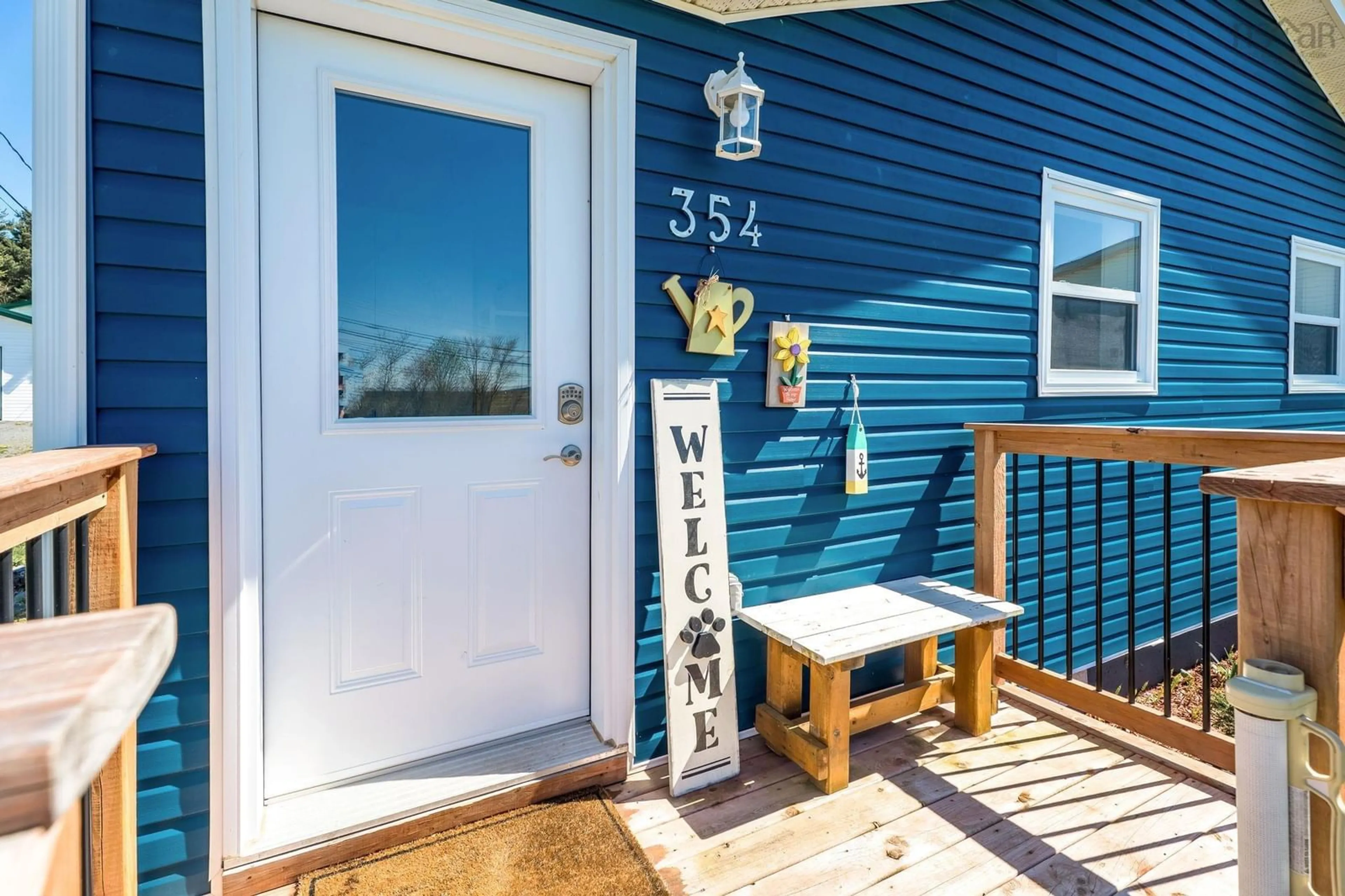 Indoor entryway for 354 Wentworth Rd, Windsor Nova Scotia B0N 2T0