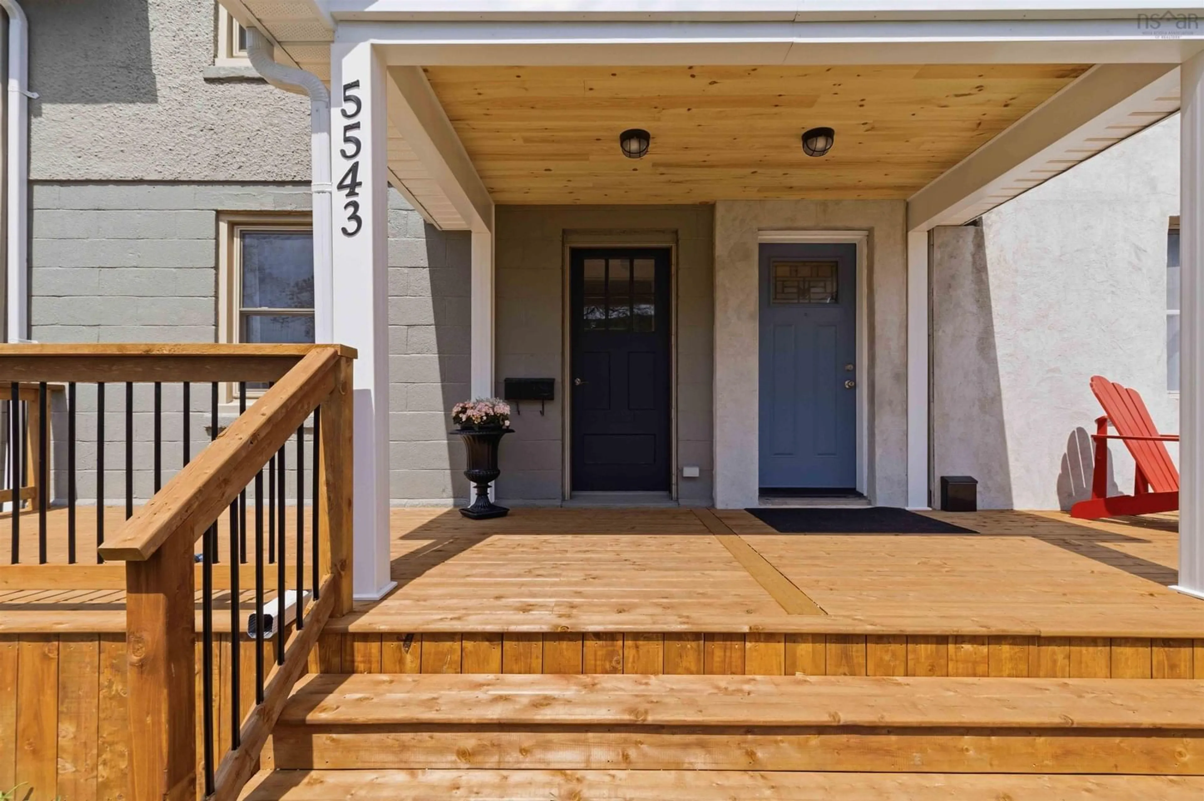 Indoor entryway for 5543 Hennessey Pl, Halifax Peninsula Nova Scotia B3K 2A7