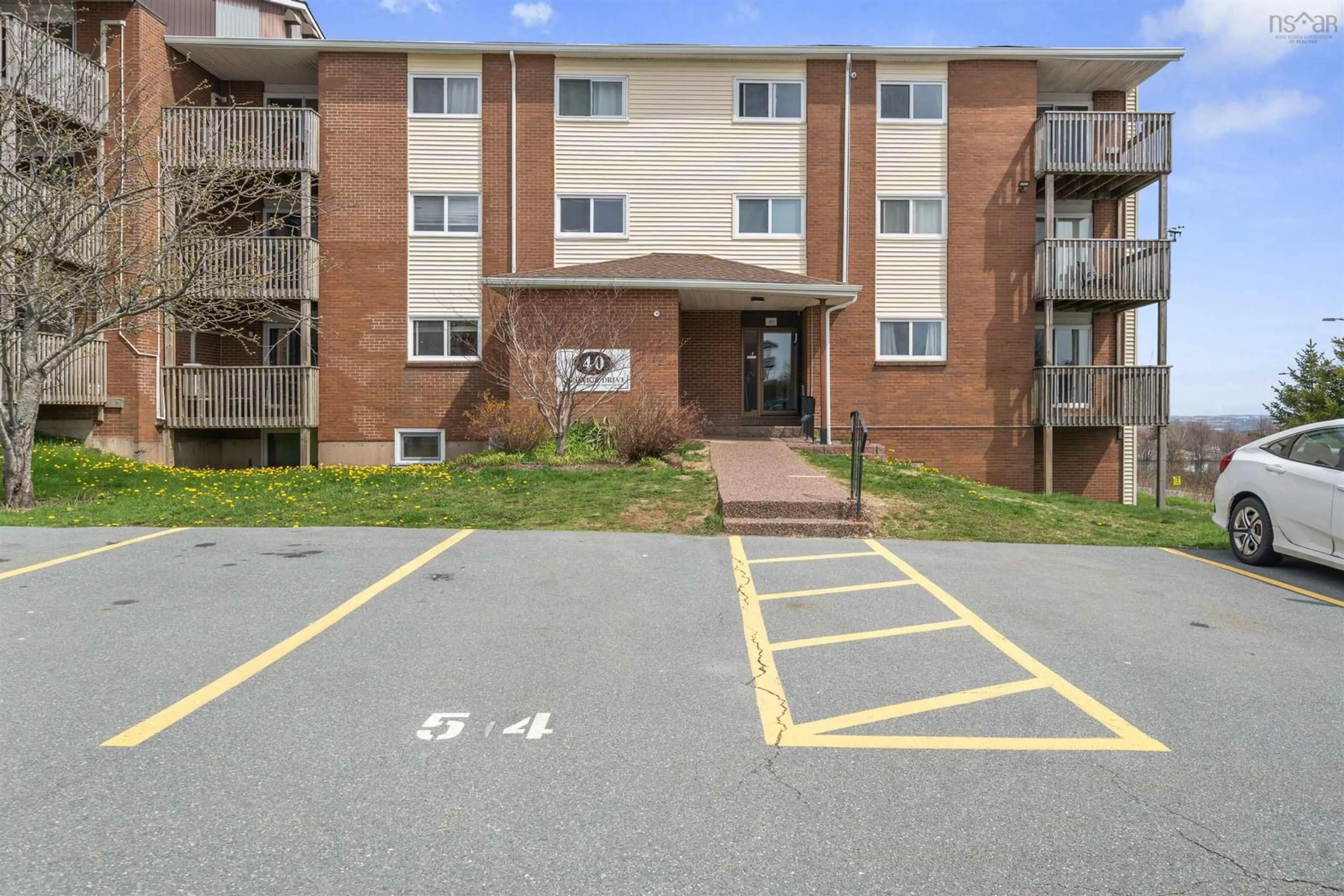 Patio, unknown for 40 Veronica Dr #202, Halifax Nova Scotia B3N 3A3
