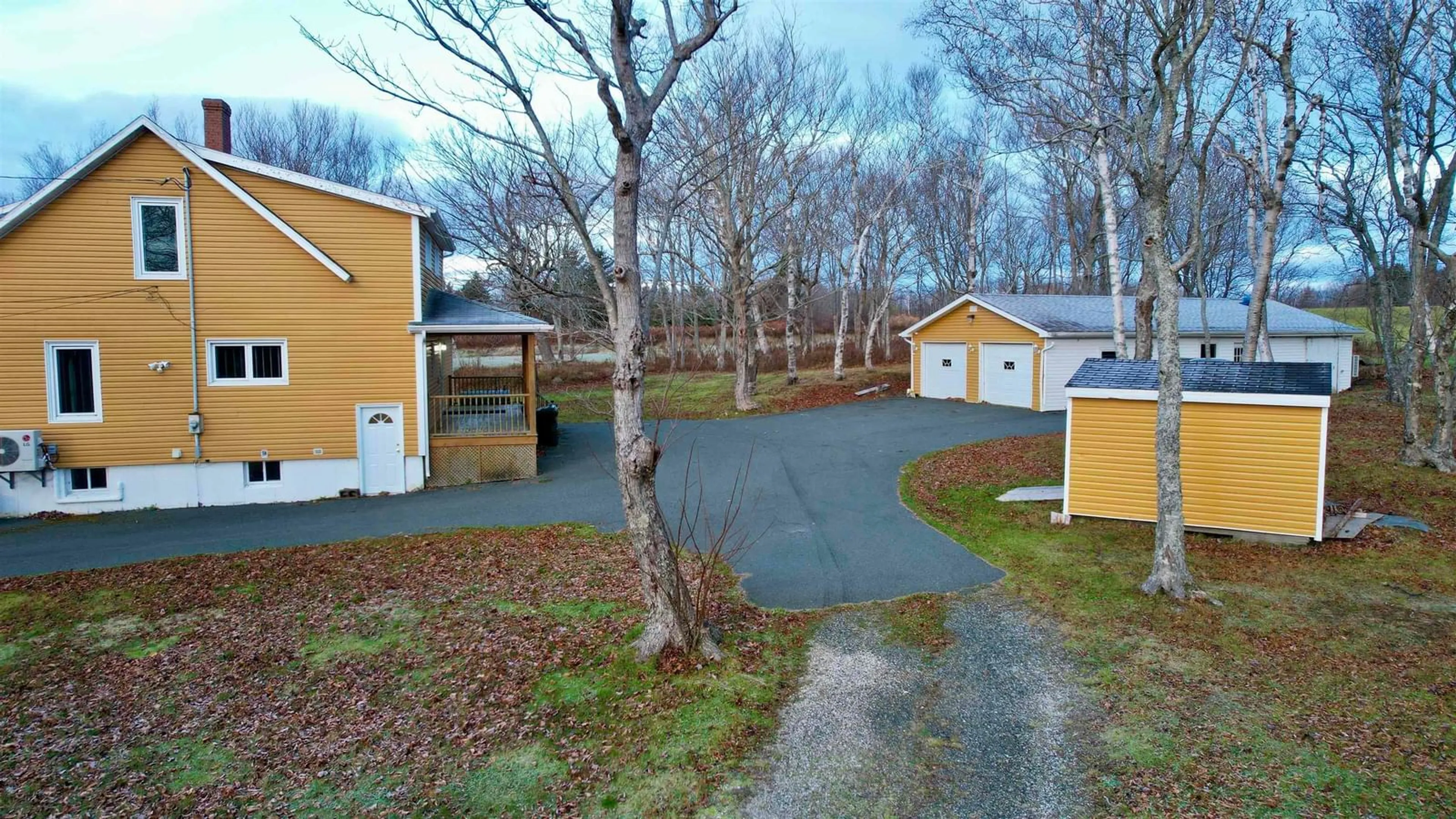 A pic from outside/outdoor area/front of a property/back of a property/a pic from drone, street for 219 Dominion St, Glace Bay Nova Scotia B1A 3N2