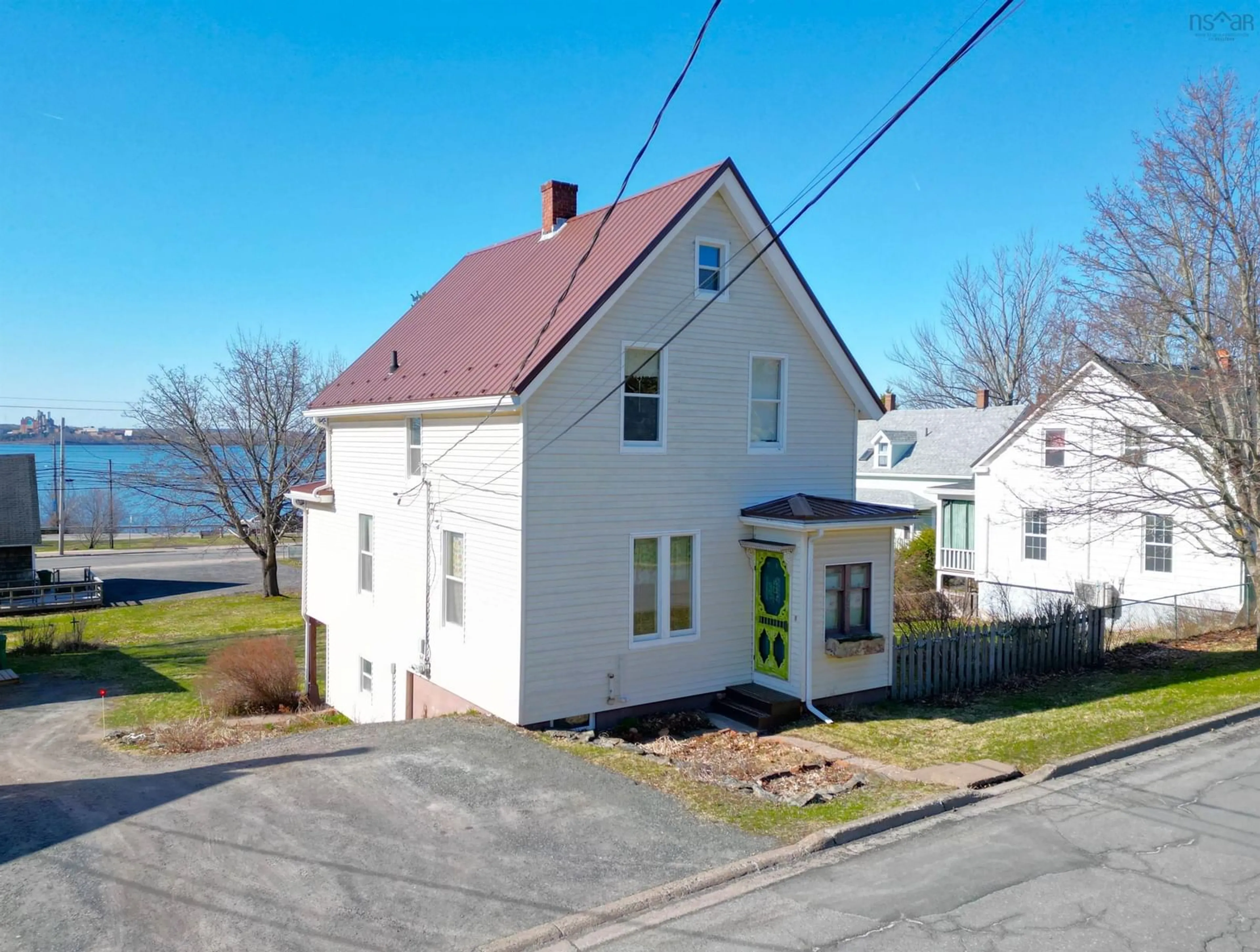 A pic from outside/outdoor area/front of a property/back of a property/a pic from drone, street for 245 High St, Pictou Nova Scotia B0K 1H0