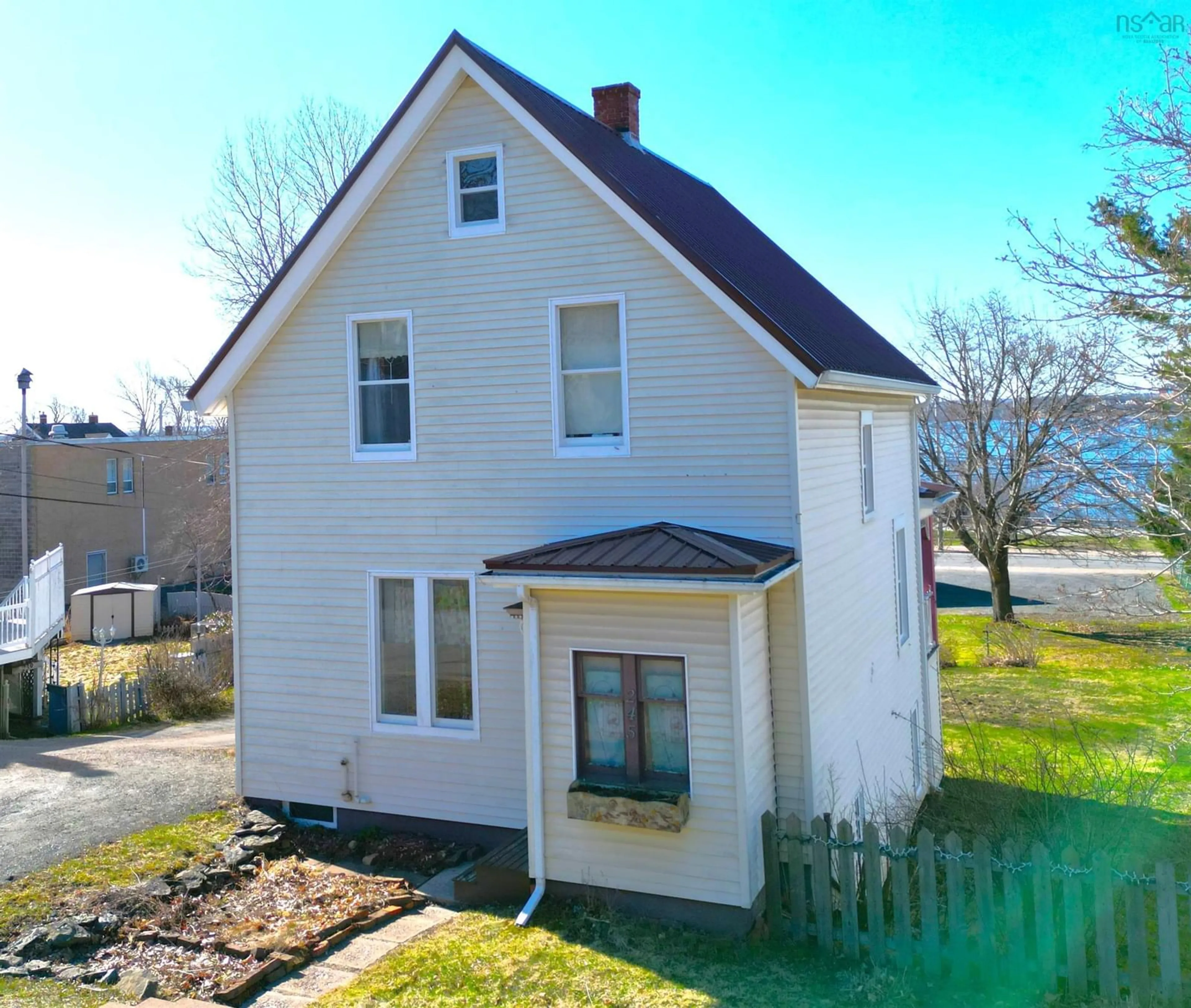A pic from outside/outdoor area/front of a property/back of a property/a pic from drone, building for 245 High St, Pictou Nova Scotia B0K 1H0