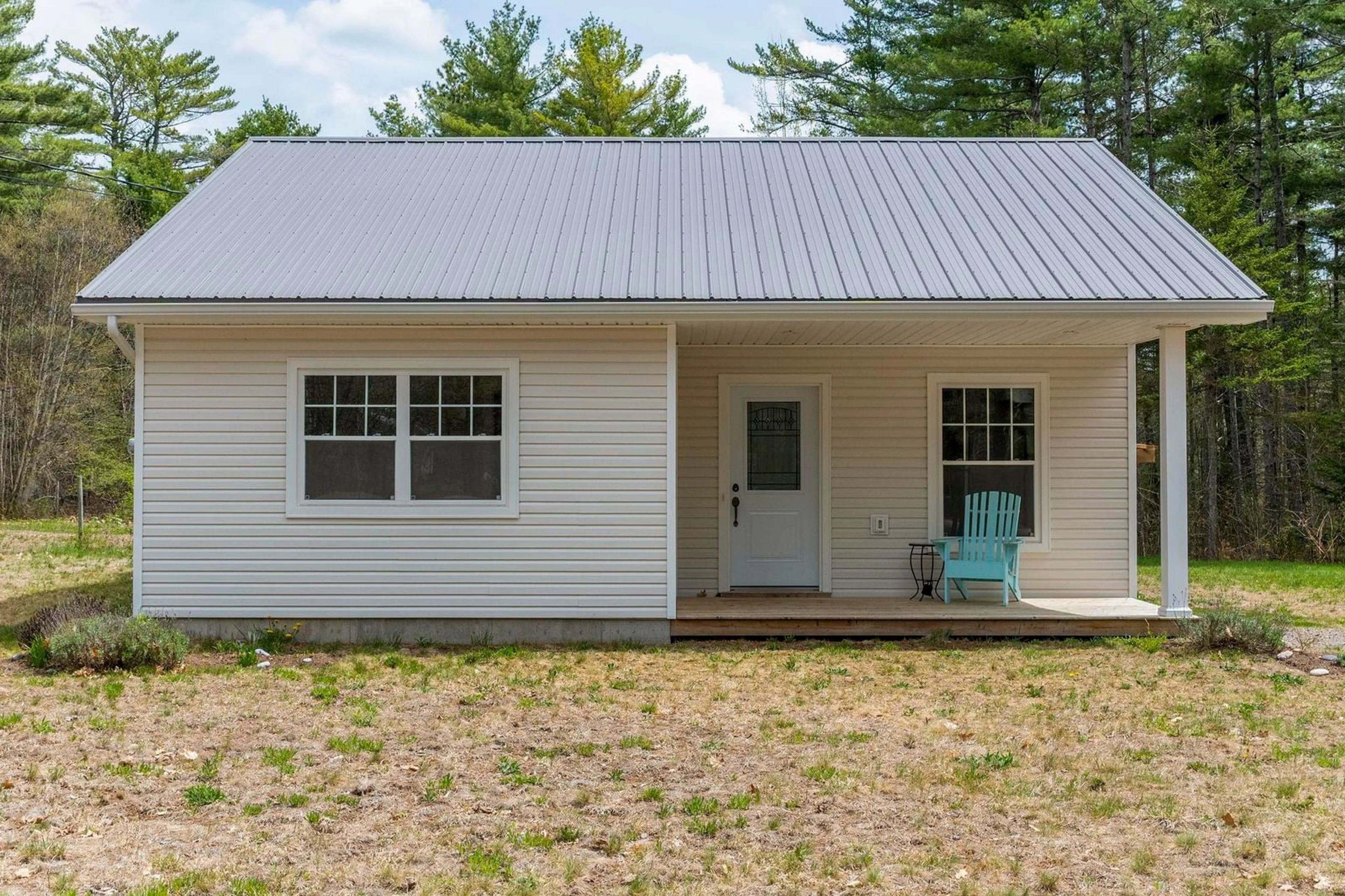 Home with vinyl exterior material, building for 196 Brookside Drive, Wilmot Nova Scotia B0P 1R0