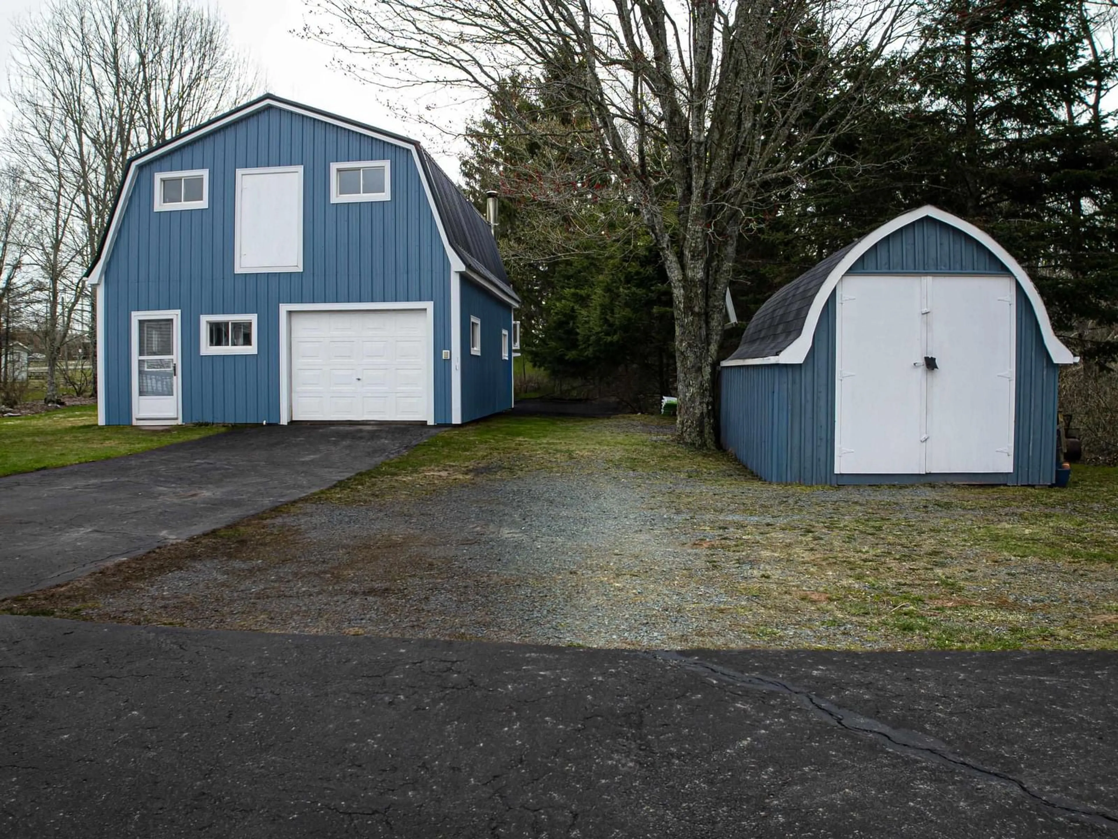 Shed for 21141 Highway 2, Shubenacadie East Nova Scotia B0N 2H0