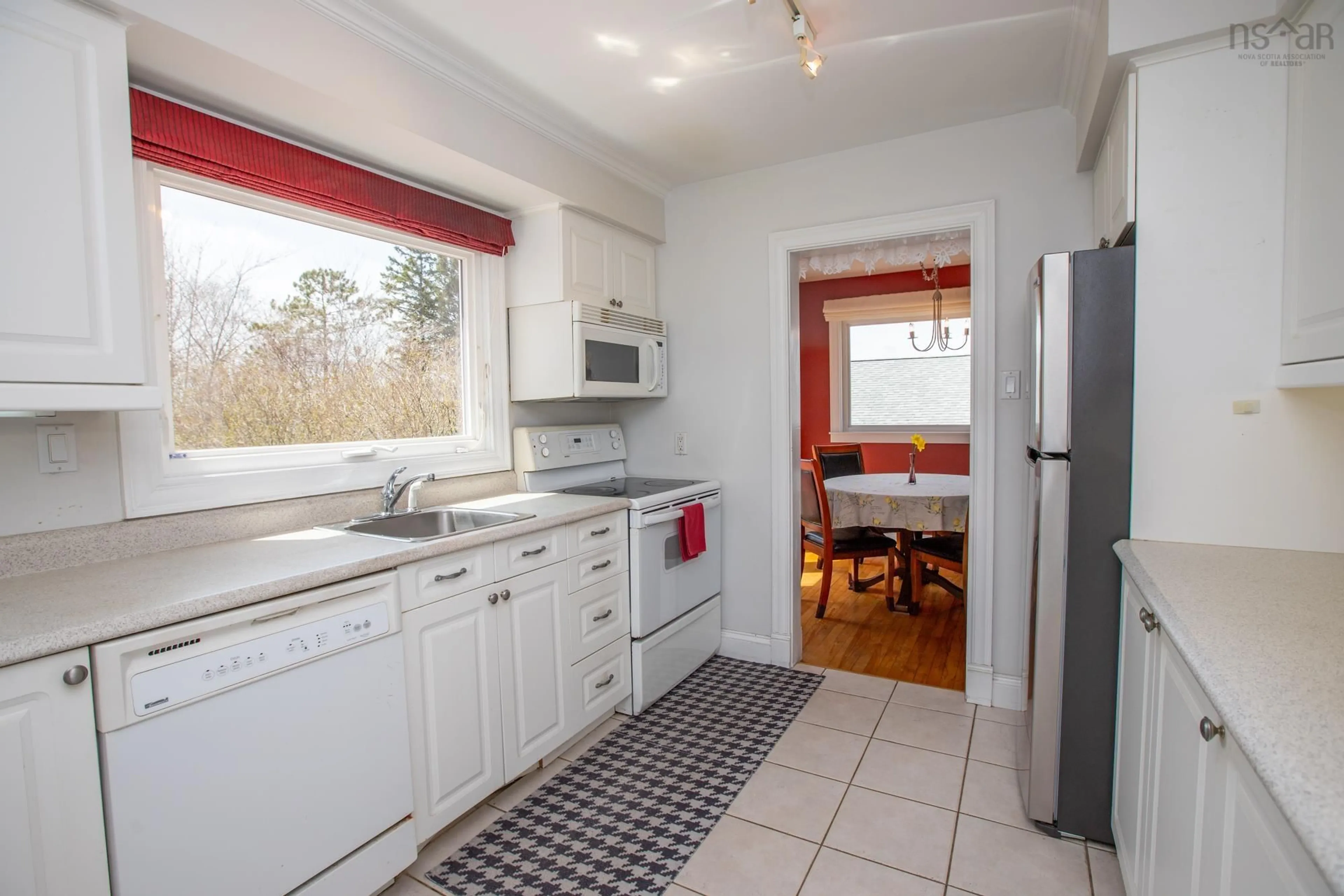 Standard kitchen, unknown for 273 Joffre St, Dartmouth Nova Scotia B2Y 3E2