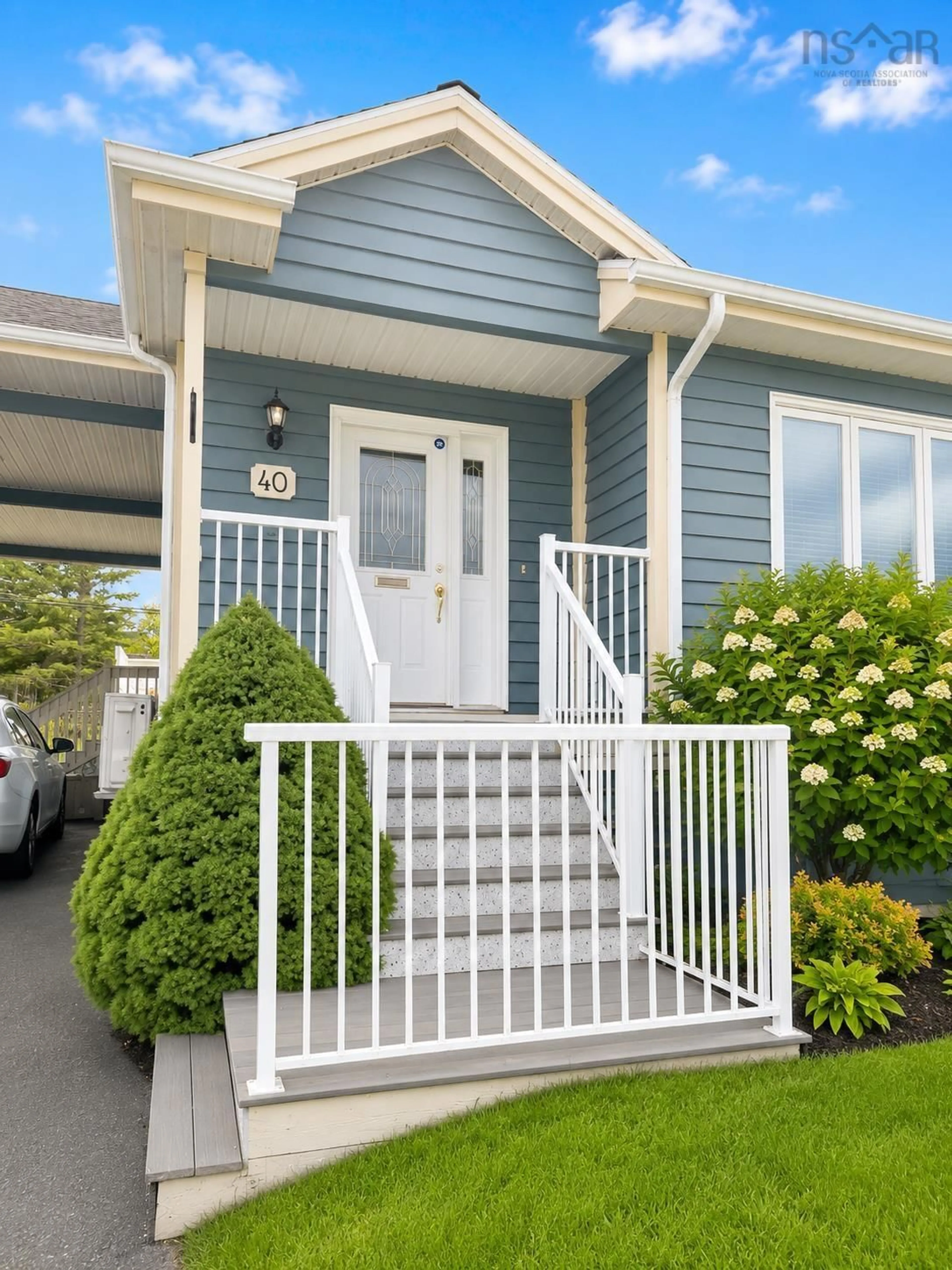 Home with vinyl exterior material, street for 40 Wellington Crt, Truro Nova Scotia B2M 6N9