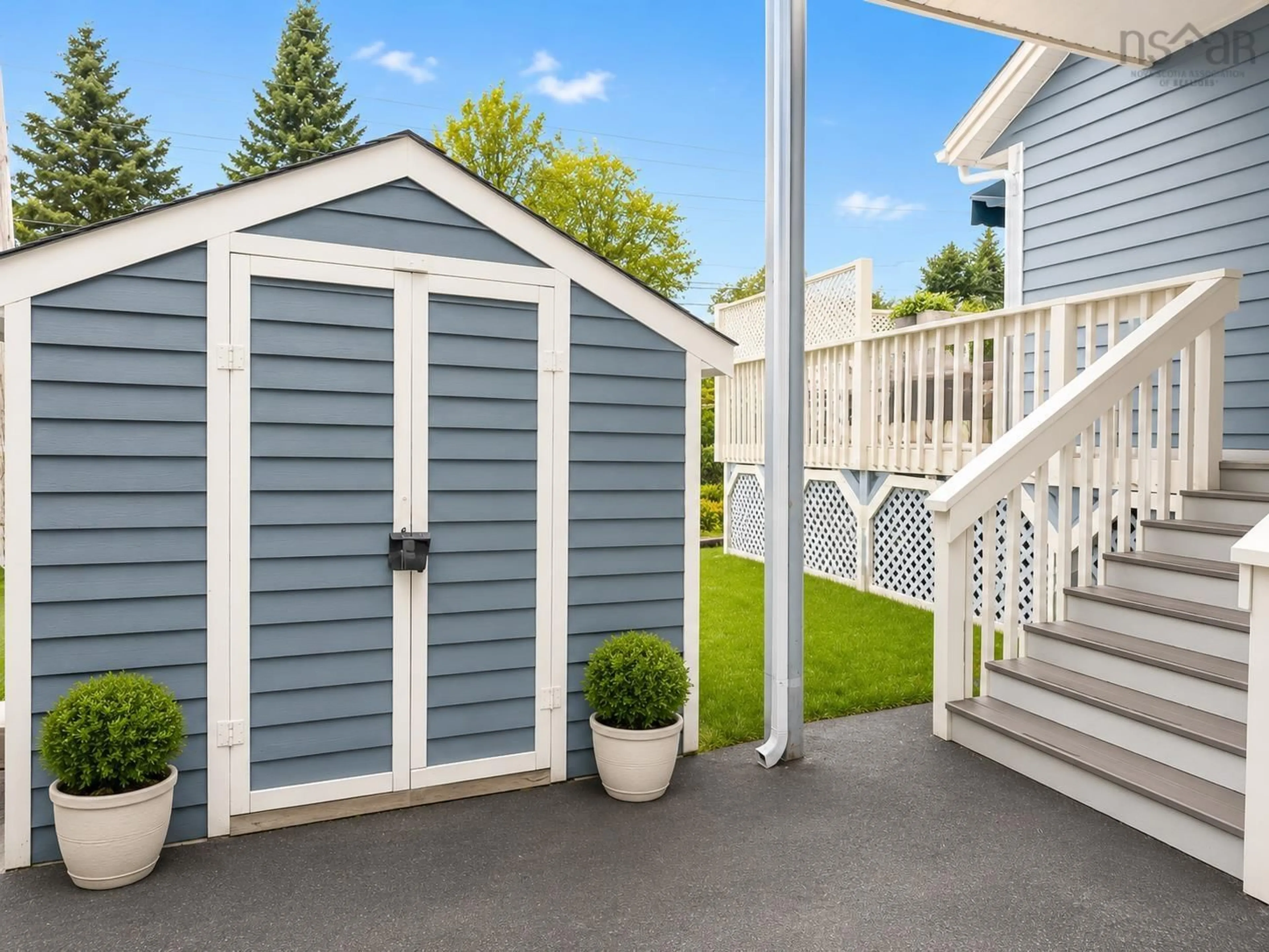 Home with vinyl exterior material, street for 40 Wellington Crt, Truro Nova Scotia B2M 6N9