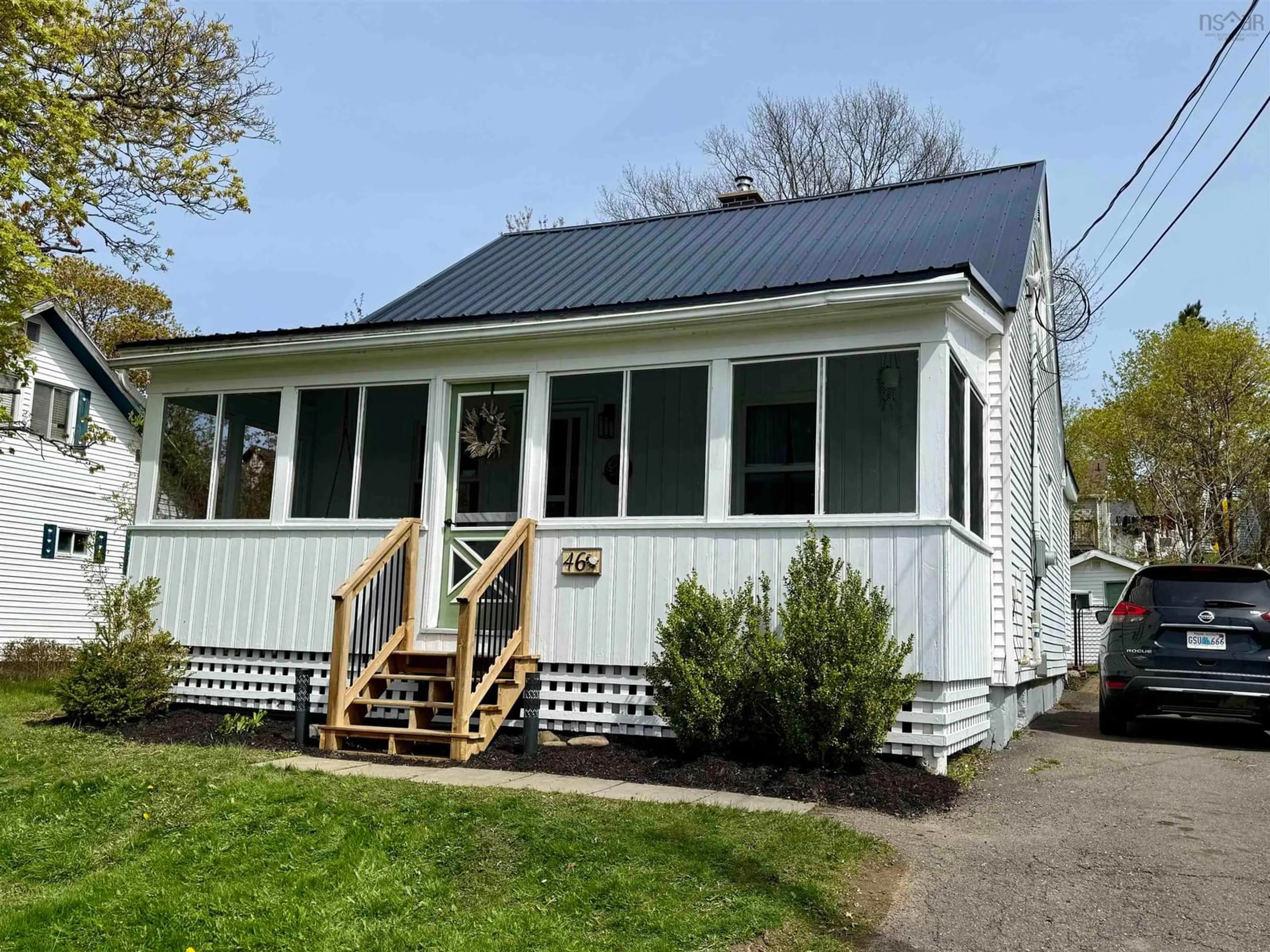 Home with vinyl exterior material, street for 46 Dickie St, Trenton Nova Scotia B0K 1X0