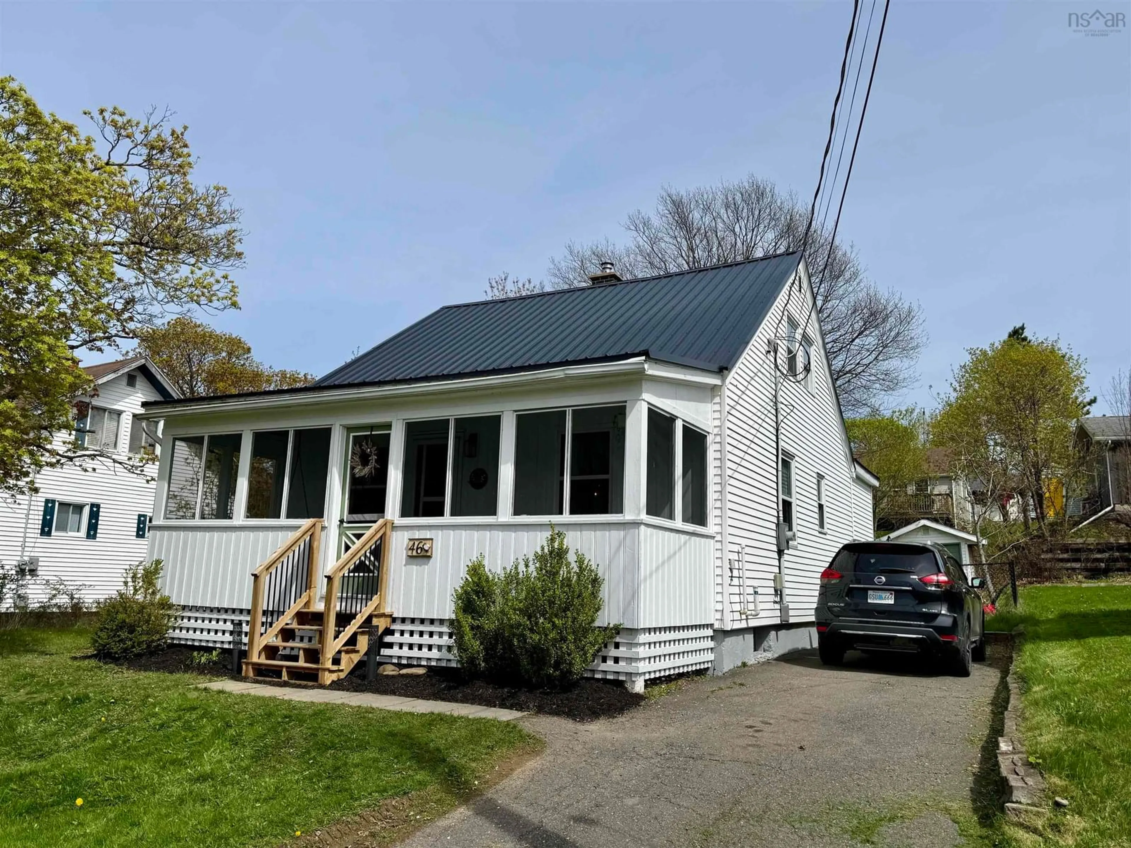 Home with vinyl exterior material, street for 46 Dickie St, Trenton Nova Scotia B0K 1X0