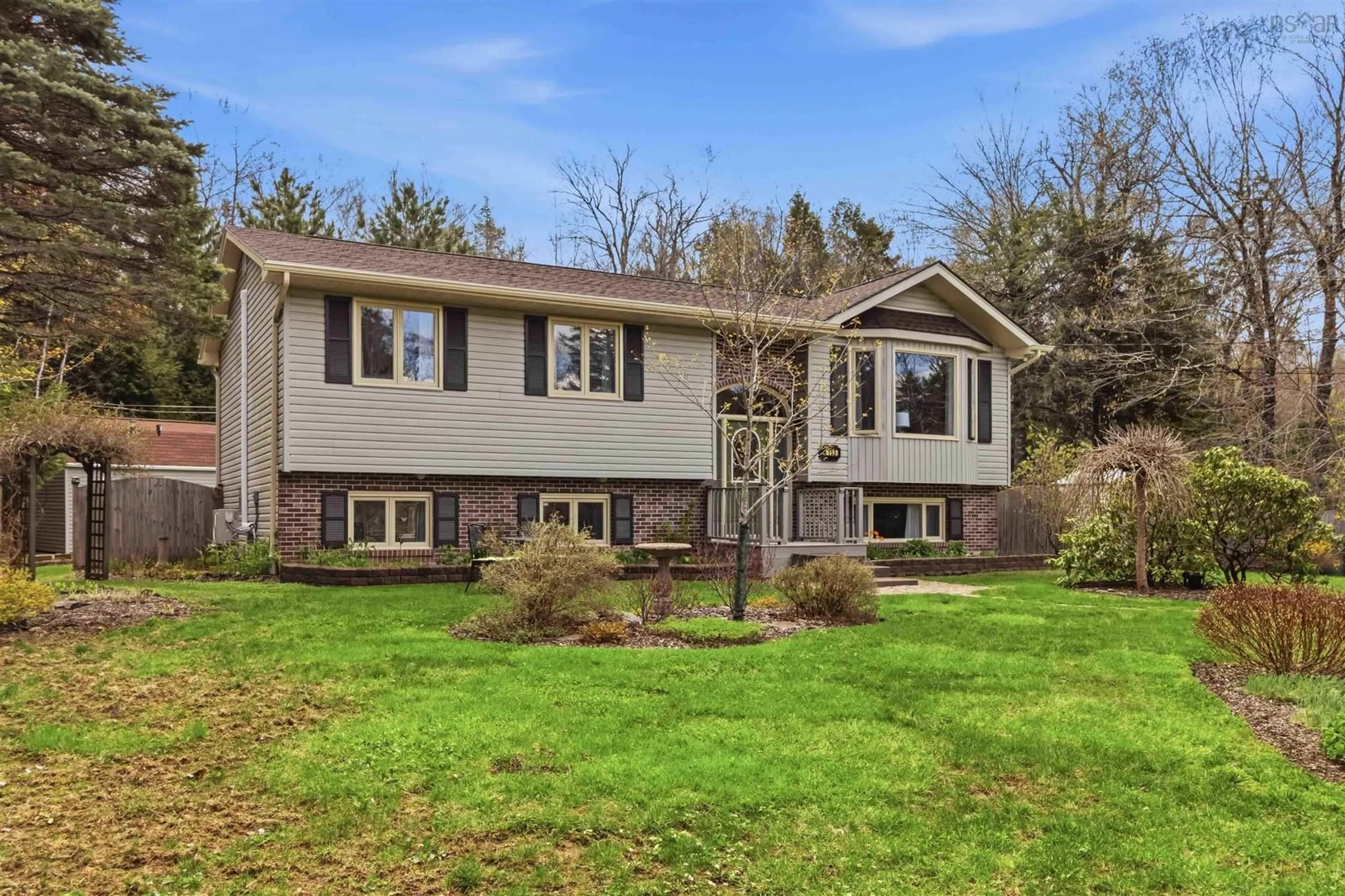 Home with vinyl exterior material, unknown for 153 Lakecrest Dr, Middle Sackville Nova Scotia B4E 3B1