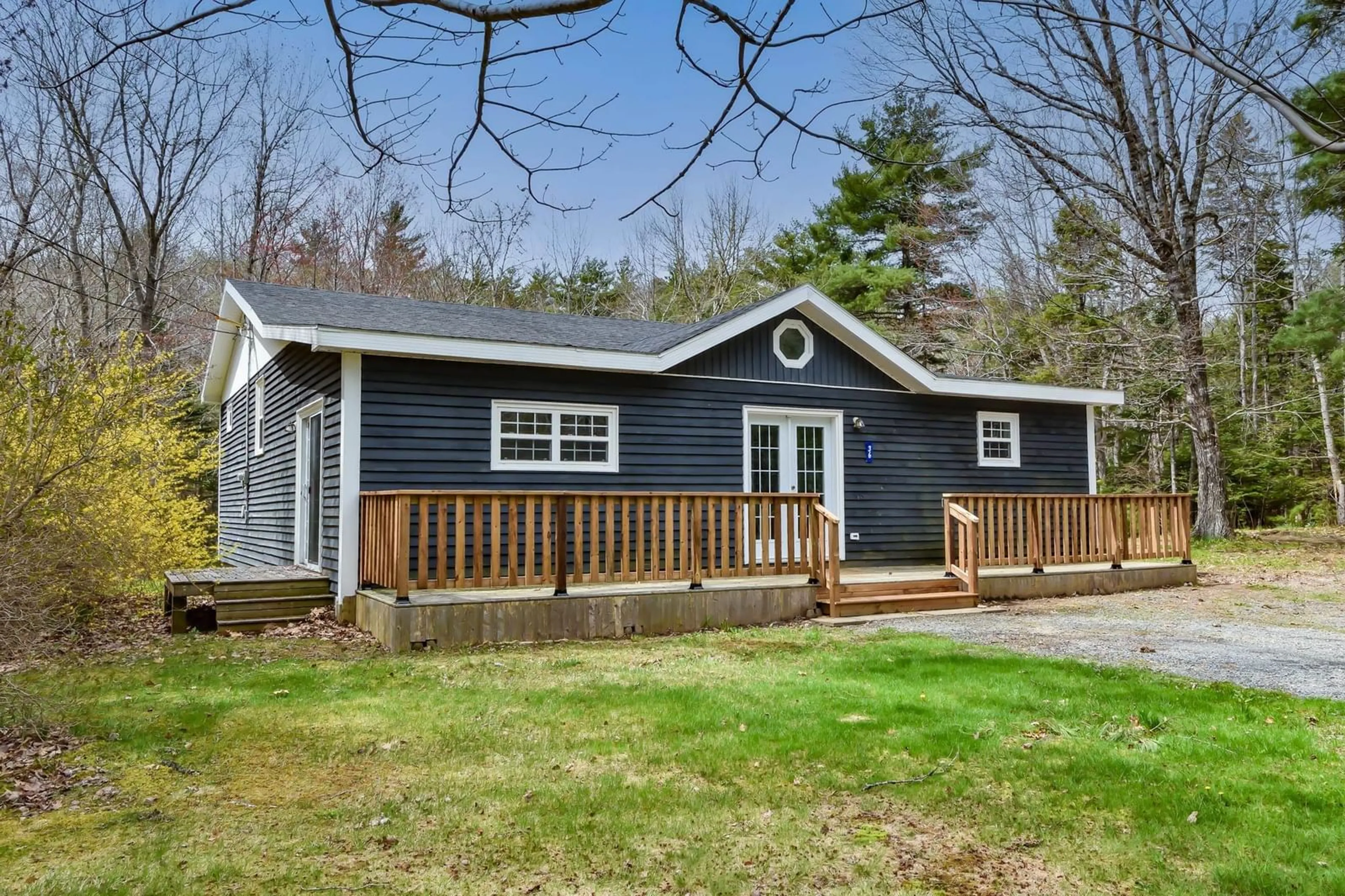 Home with vinyl exterior material, unknown for 36 Oak Lane, Oakhill Nova Scotia B4V 0E3