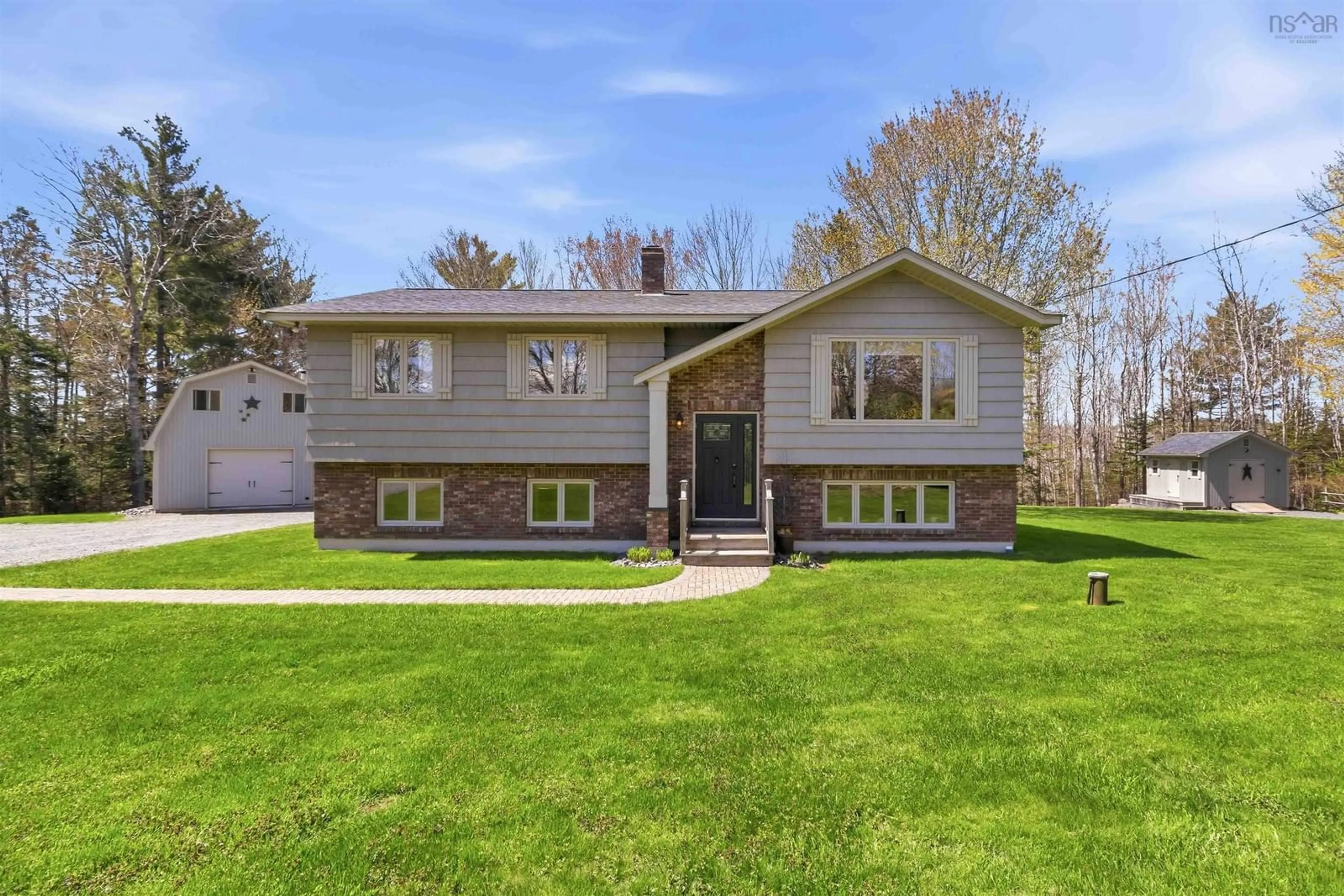 Home with vinyl exterior material, unknown for 61 Charles Hill Rd, Farmington Nova Scotia B0R 1A0