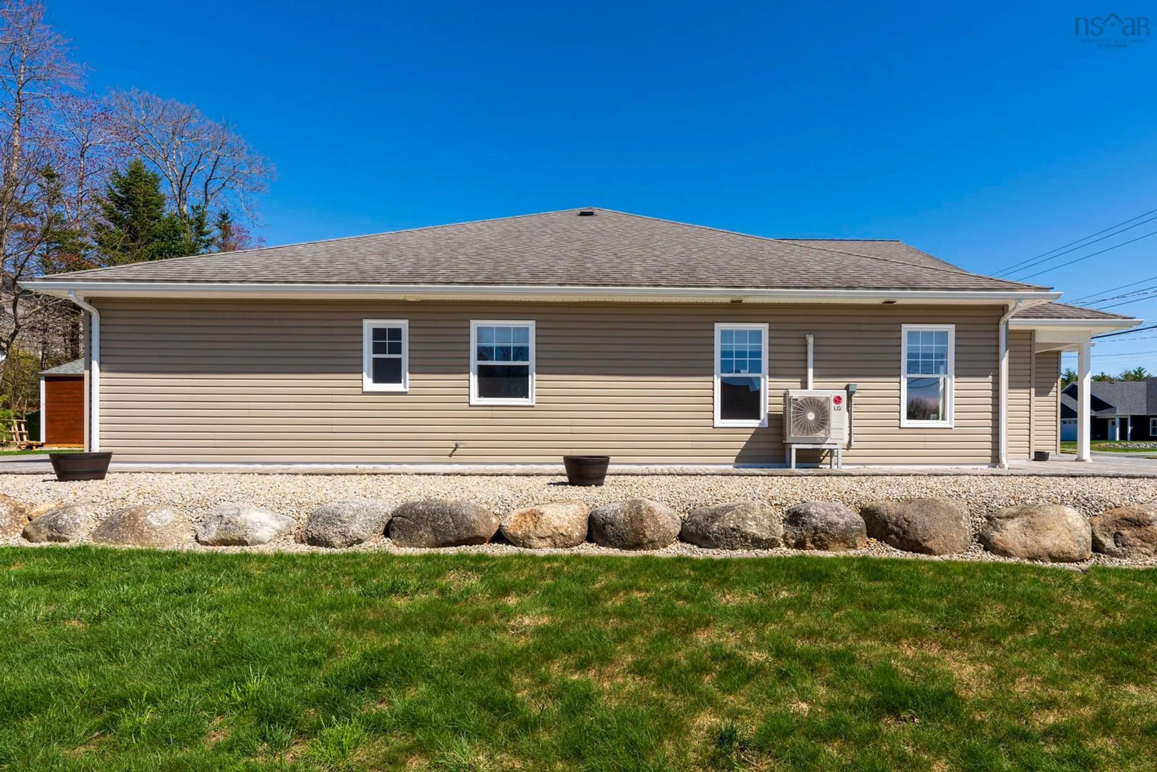 Home with vinyl exterior material, unknown for Glen Allan Drive Dr #376, Bridgewater Nova Scotia B4V 0A9