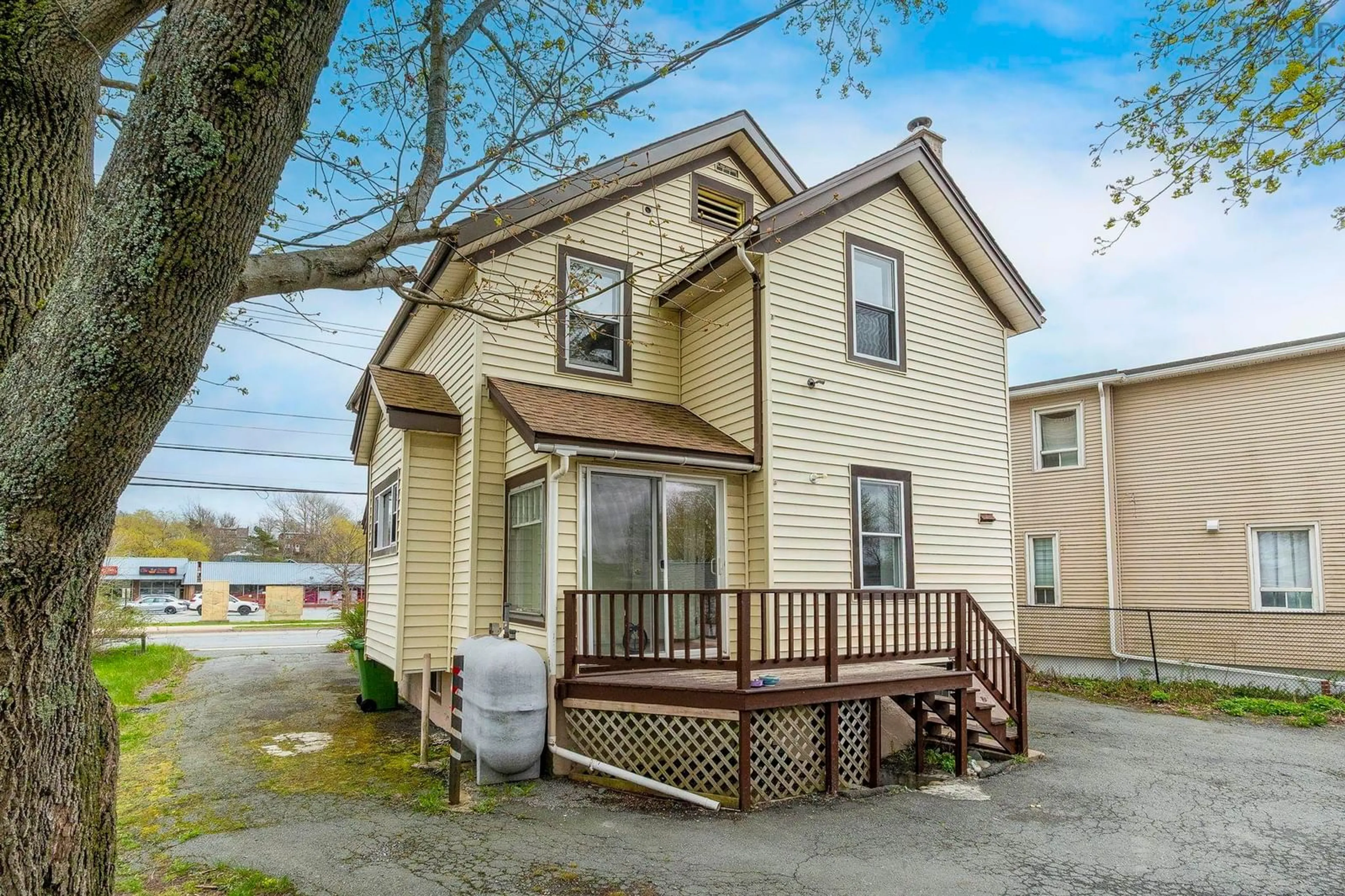 Unknown for 206 Pleasant St, Dartmouth Nova Scotia B2Y 3R6