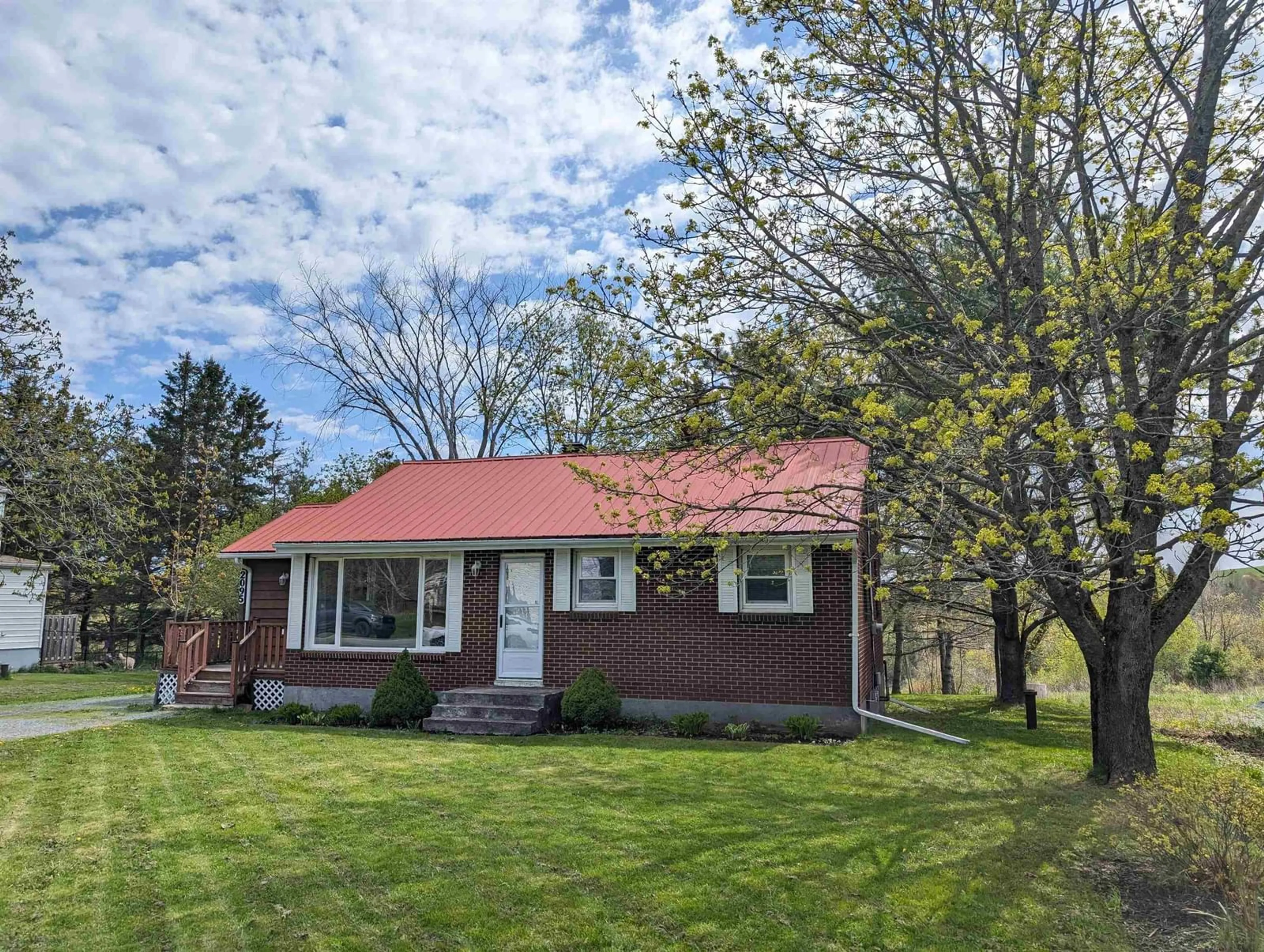 Unknown for 2095 Highway 2, Milford Nova Scotia B0N 1Y0