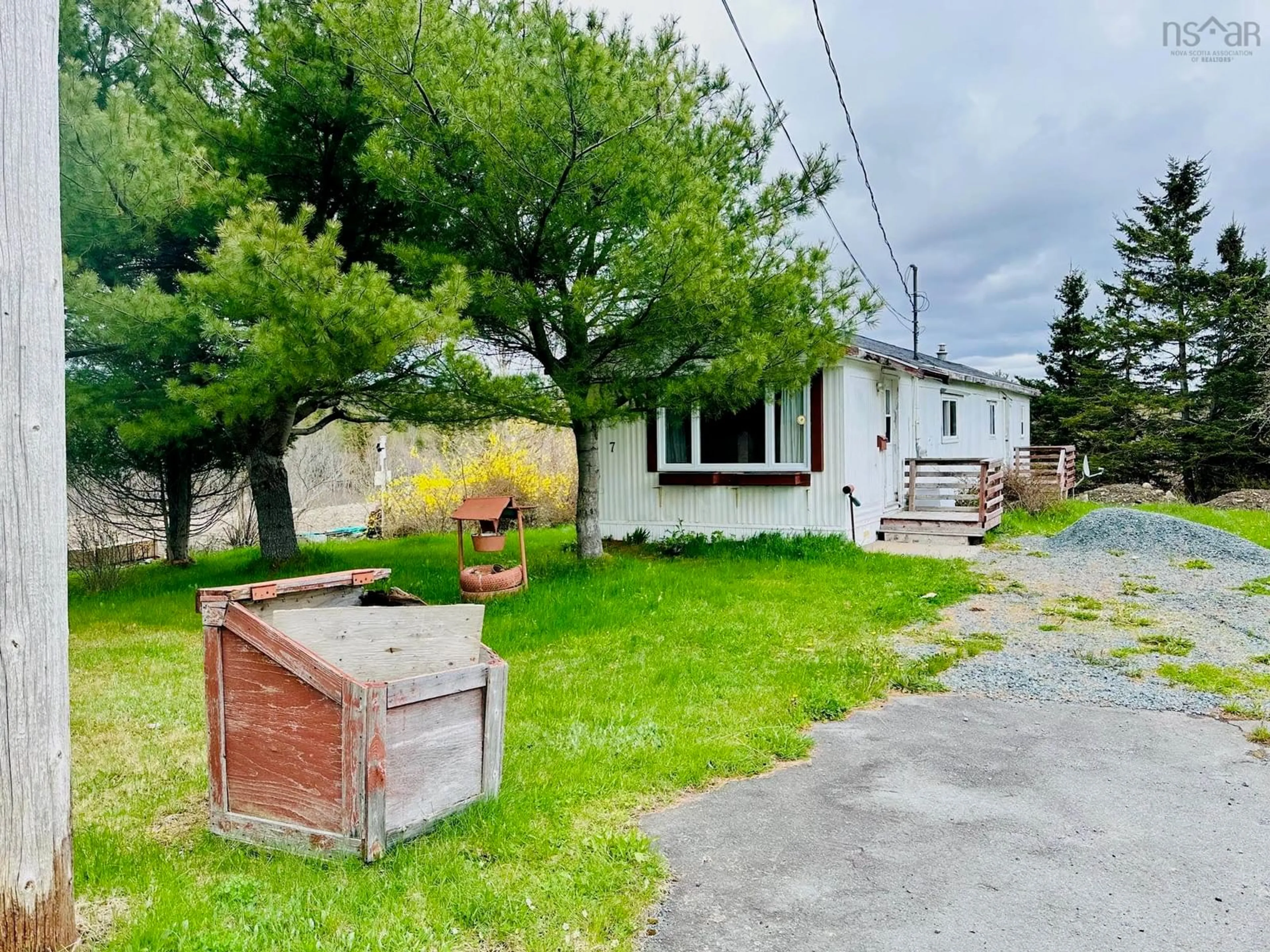 A pic from outside/outdoor area/front of a property/back of a property/a pic from drone, street for 7 Upper Partridge River Rd, East Preston Nova Scotia B2Z 1G9