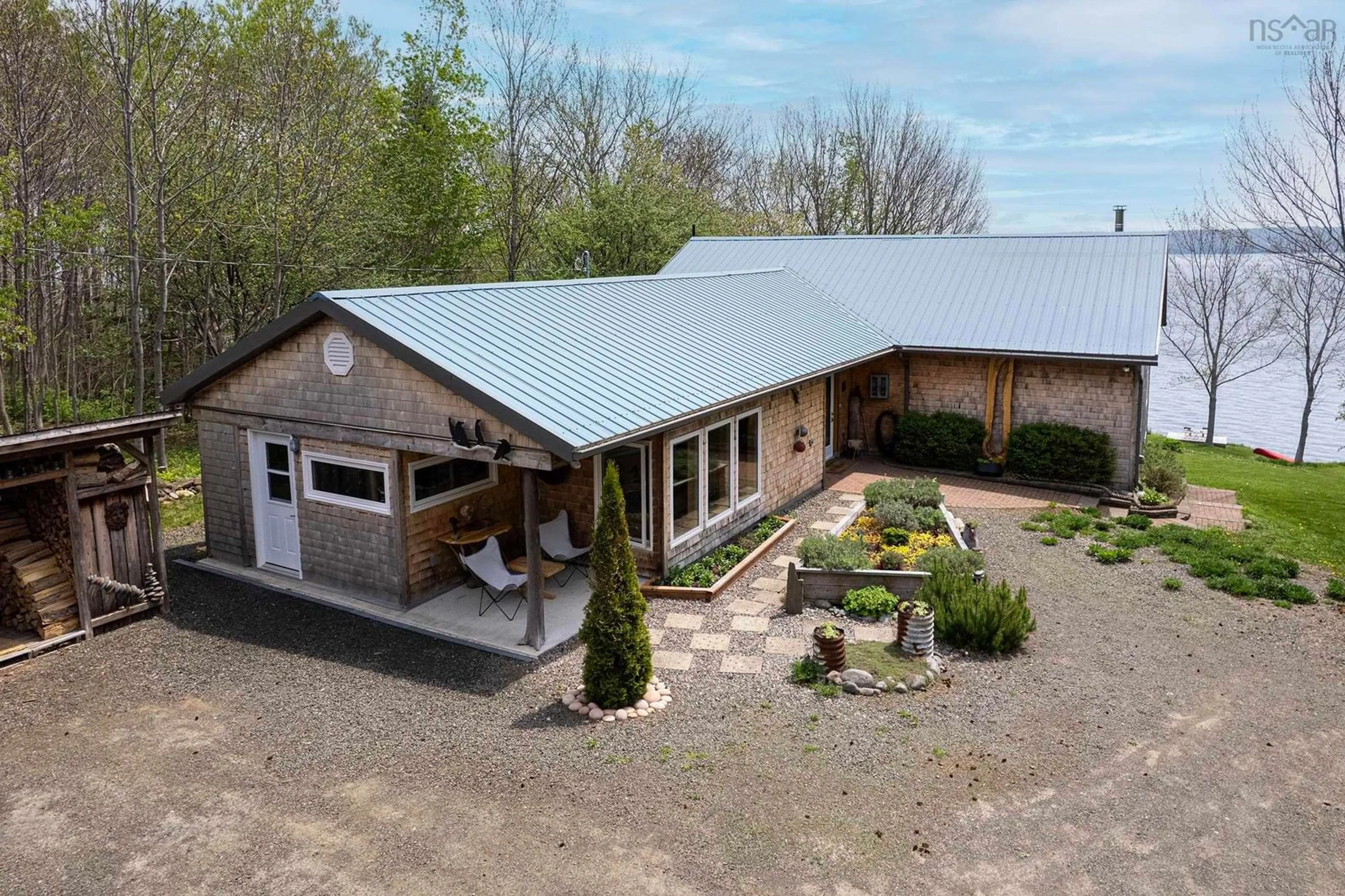 A pic from outside/outdoor area/front of a property/back of a property/a pic from drone, building for 2888 Granville Rd, Karsdale Nova Scotia B0S 1A0