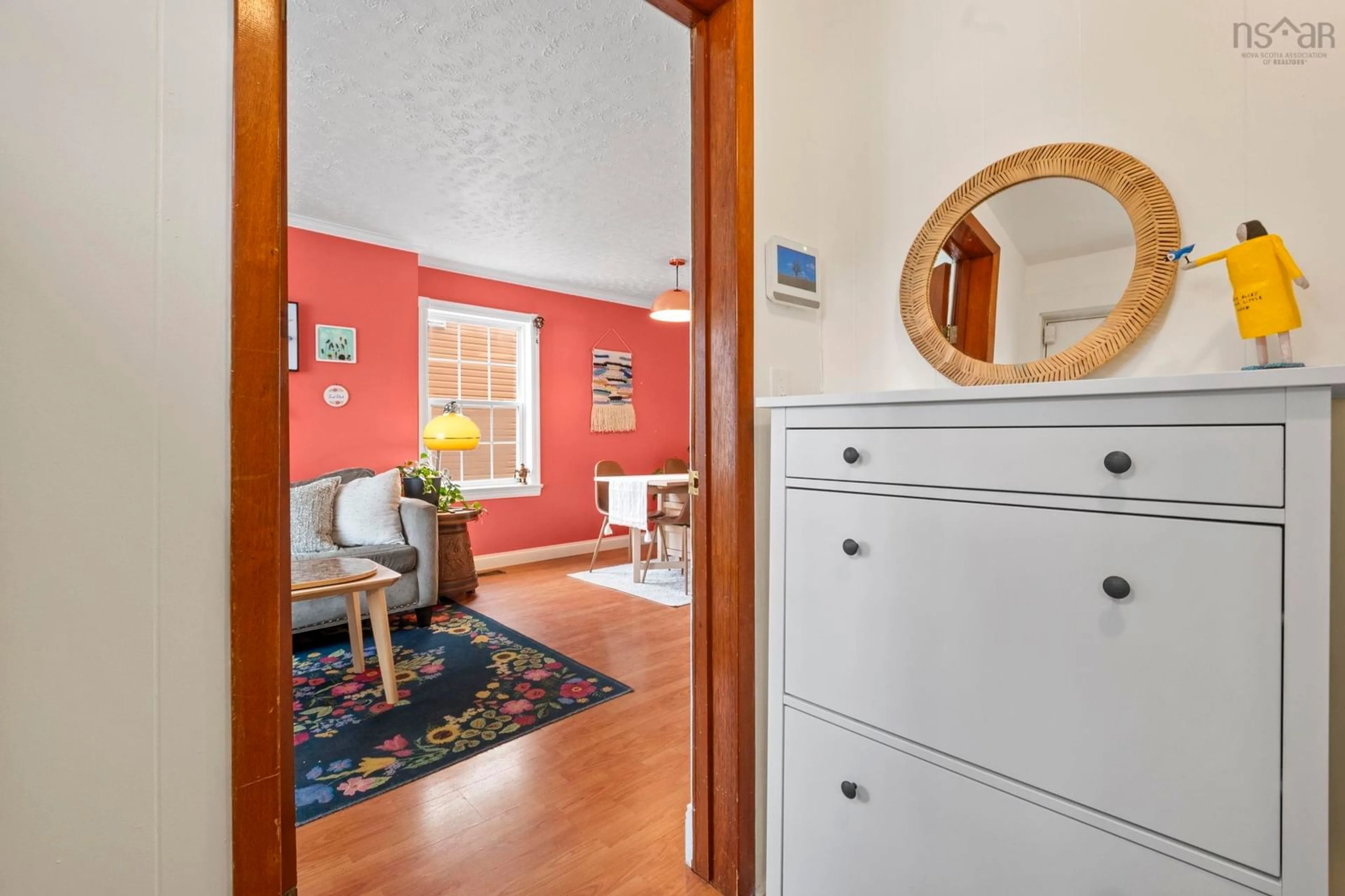 Indoor foyer for 3565 Novalea Dr, Halifax Peninsula Nova Scotia B3K 3E9