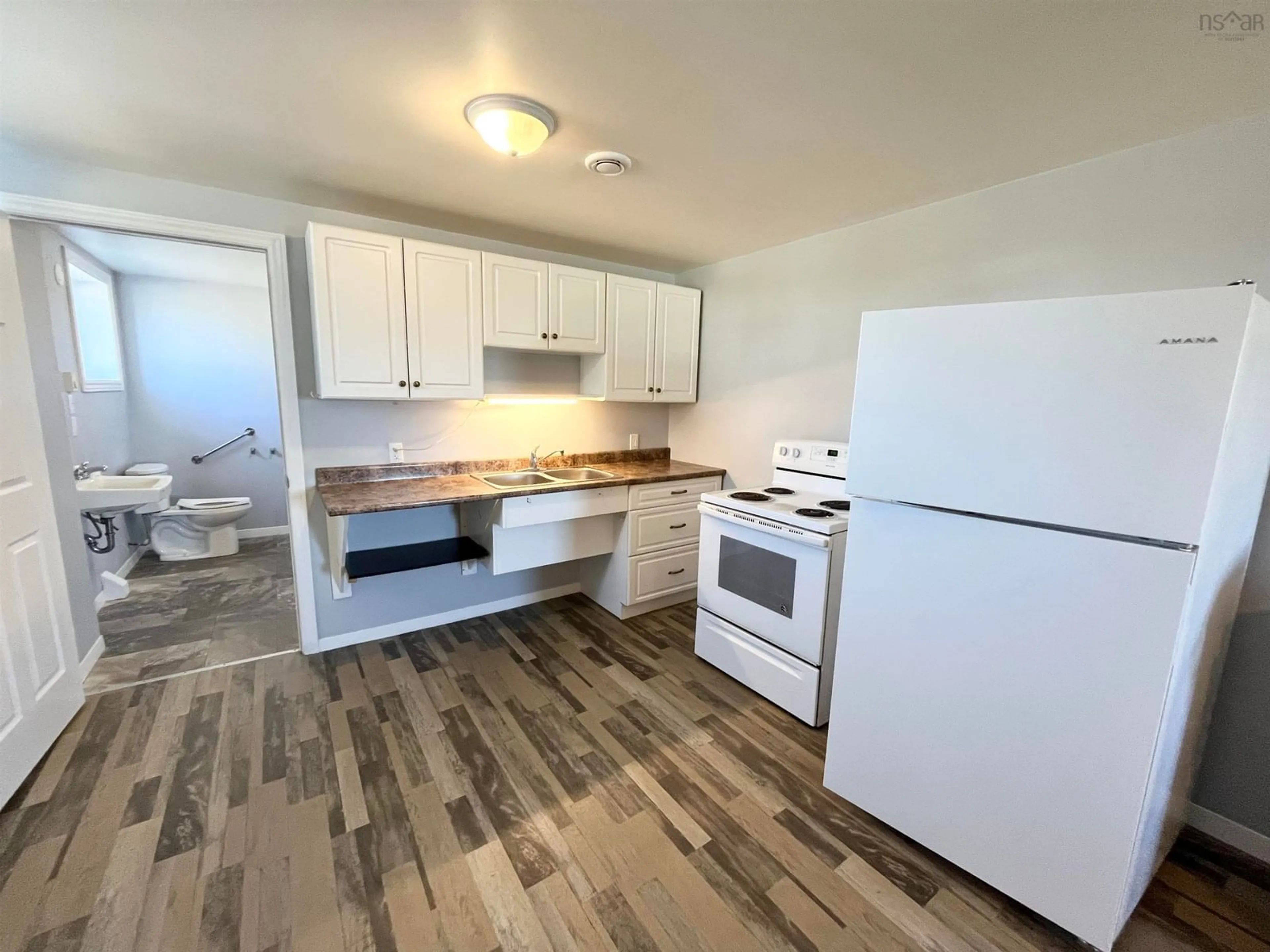 Standard kitchen, wood/laminate floor for 2739 Main St, Clark's Harbour Nova Scotia B0W 1P0