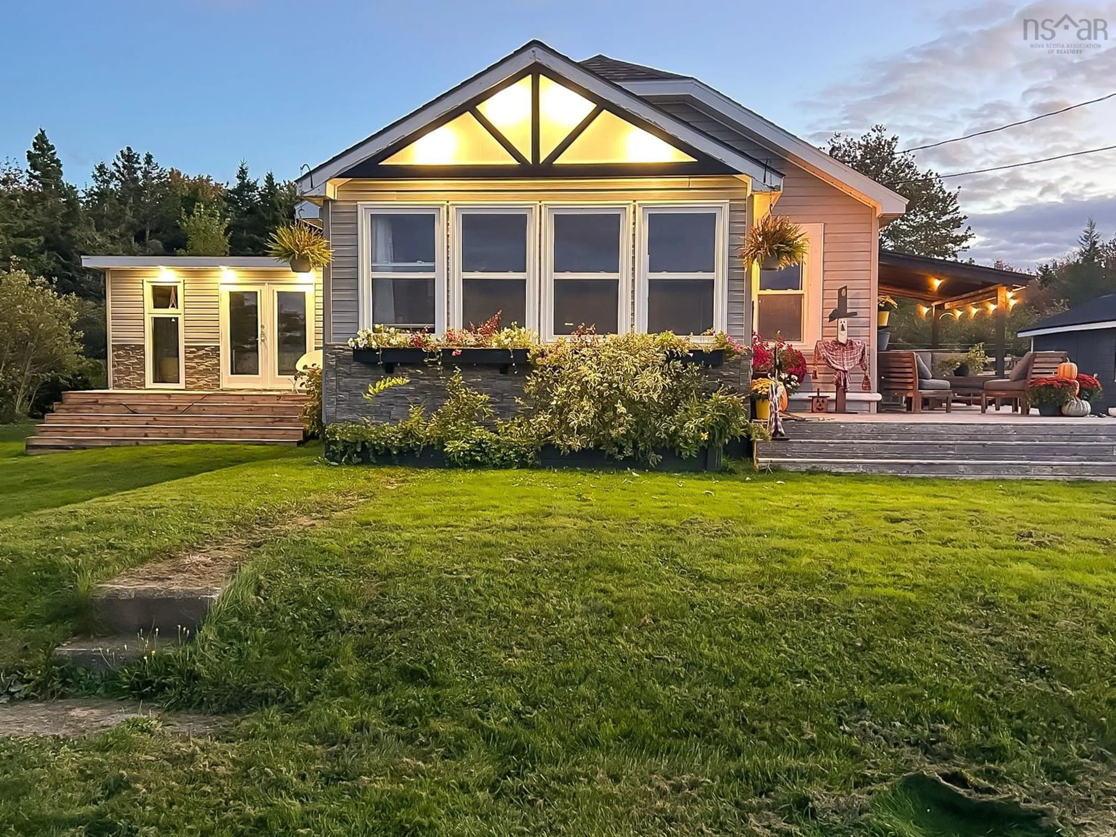Home with vinyl exterior material, unknown for 216 Long Cove Rd, Port Medway Nova Scotia B0J 2T0