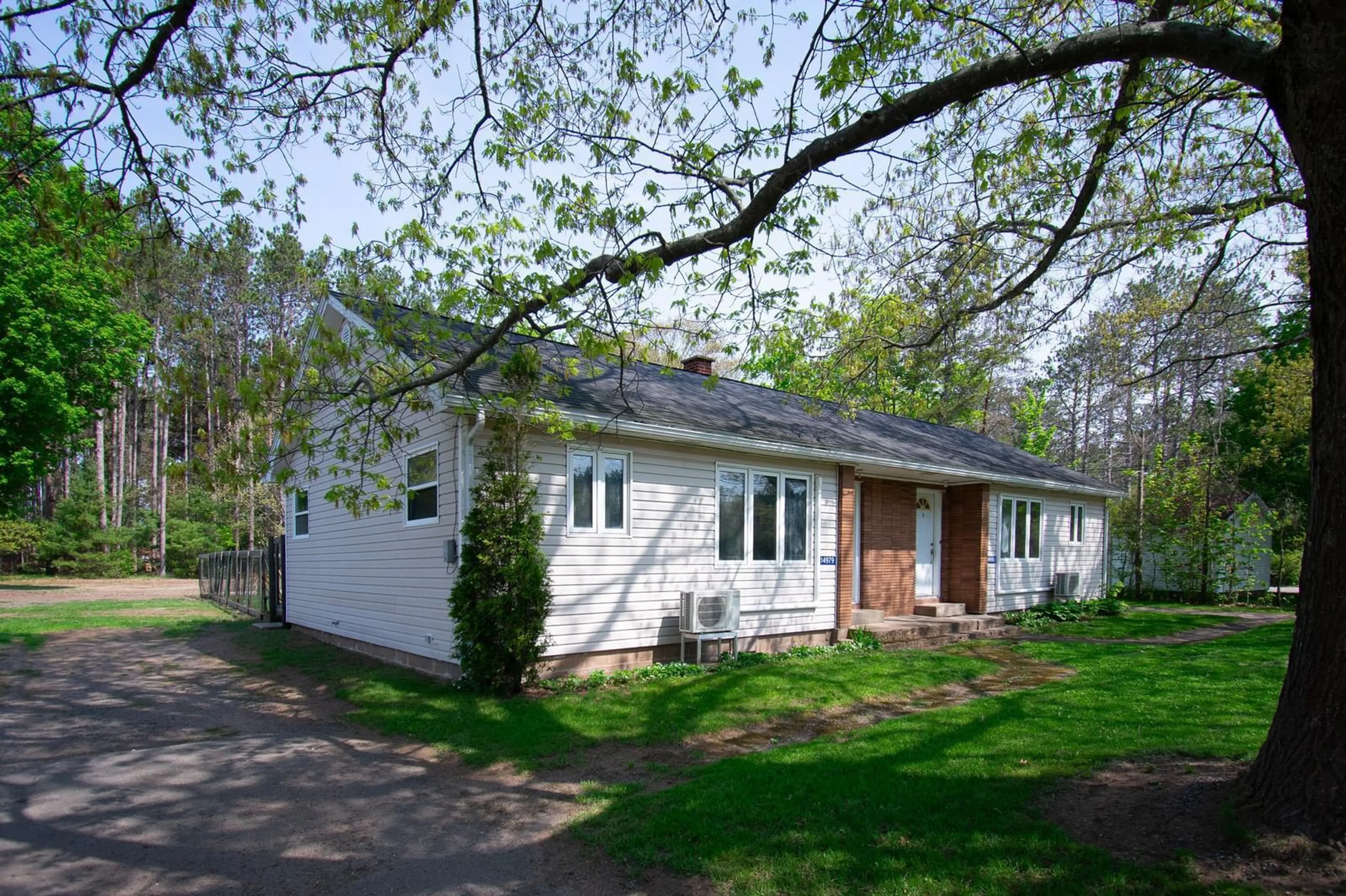 Home with vinyl exterior material, street for 14979 / 14981 Highway 1, Wilmot Nova Scotia B0P 1R0