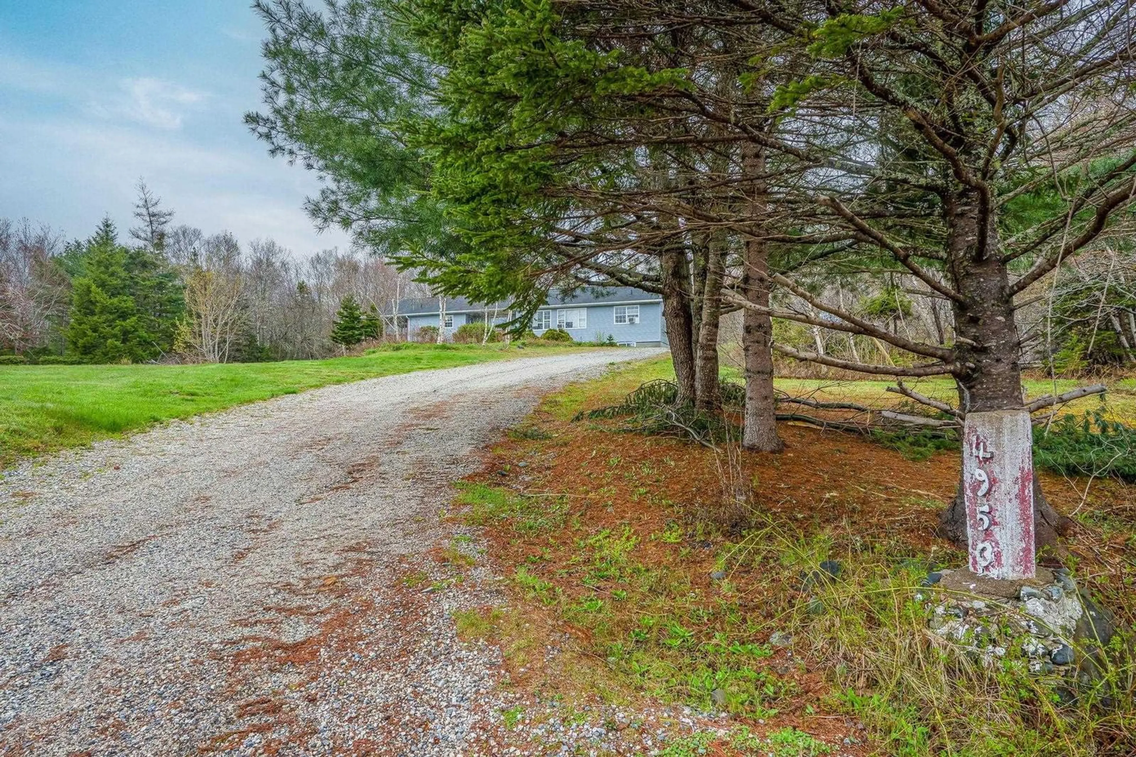 A pic from outside/outdoor area/front of a property/back of a property/a pic from drone, unknown for 4953 Sandy Point Rd, Jordan Ferry Nova Scotia B0T 1W0