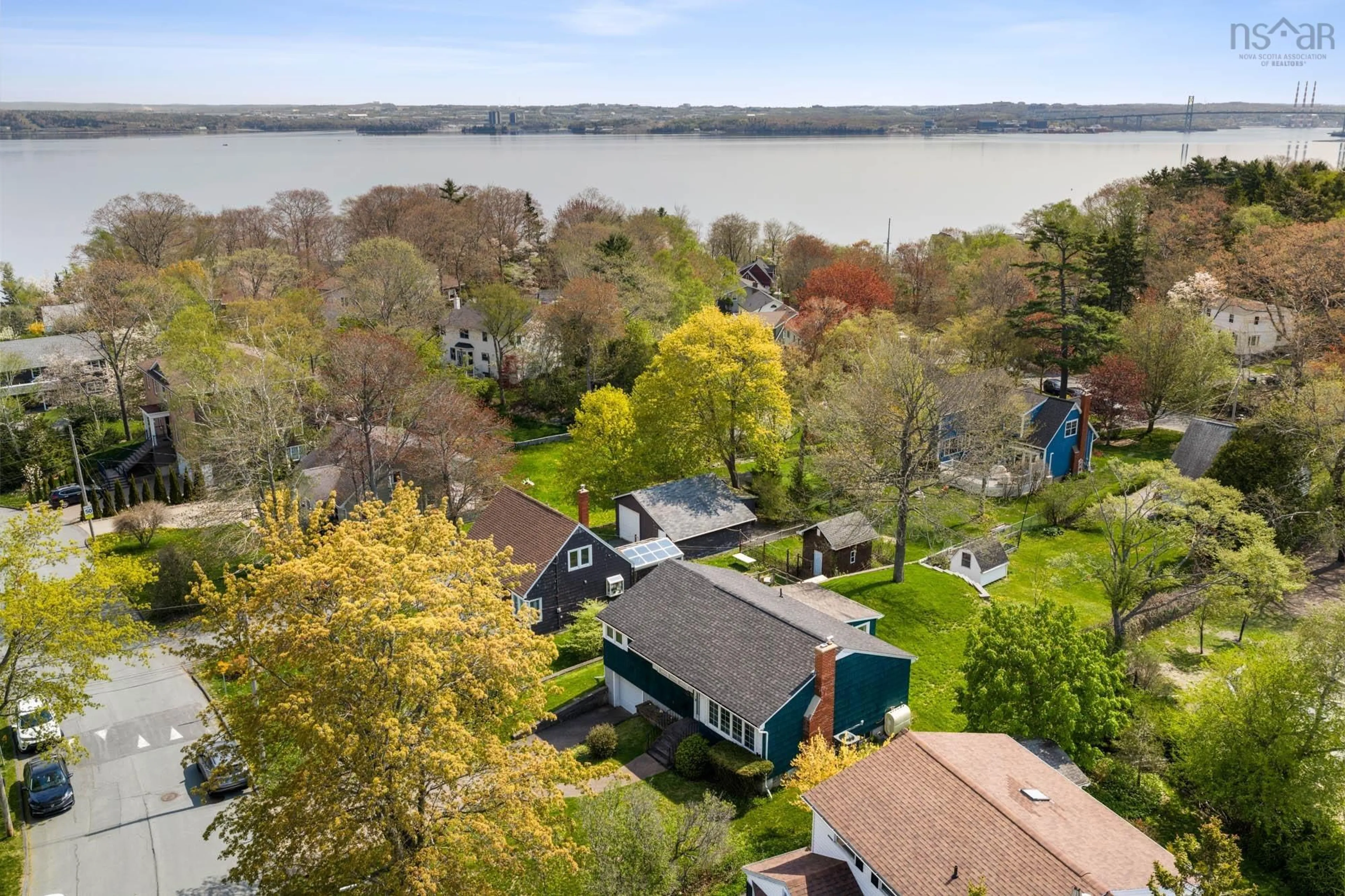A pic from outside/outdoor area/front of a property/back of a property/a pic from drone, water/lake/river/ocean view for 102 Torrington Dr, Halifax Nova Scotia B3M 1Y2