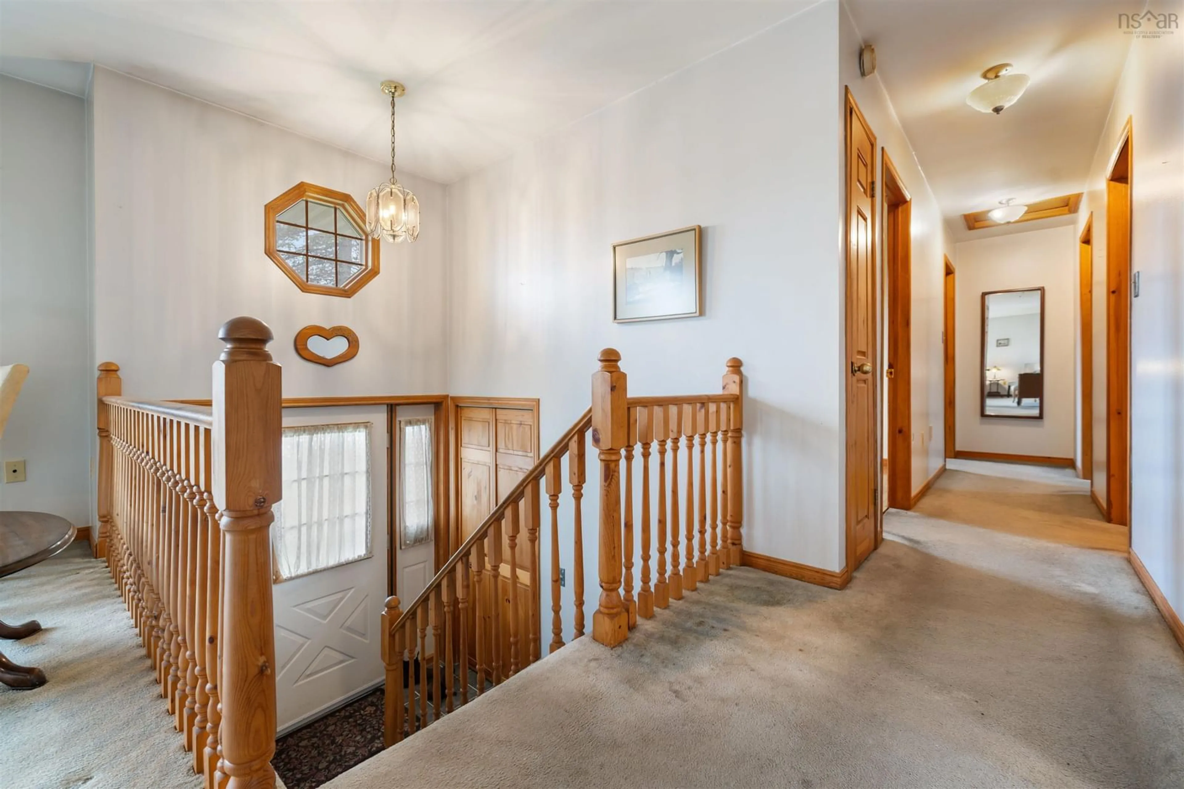 Indoor foyer for 18 Tannery Dr, Elmsdale Nova Scotia B2S 1C8