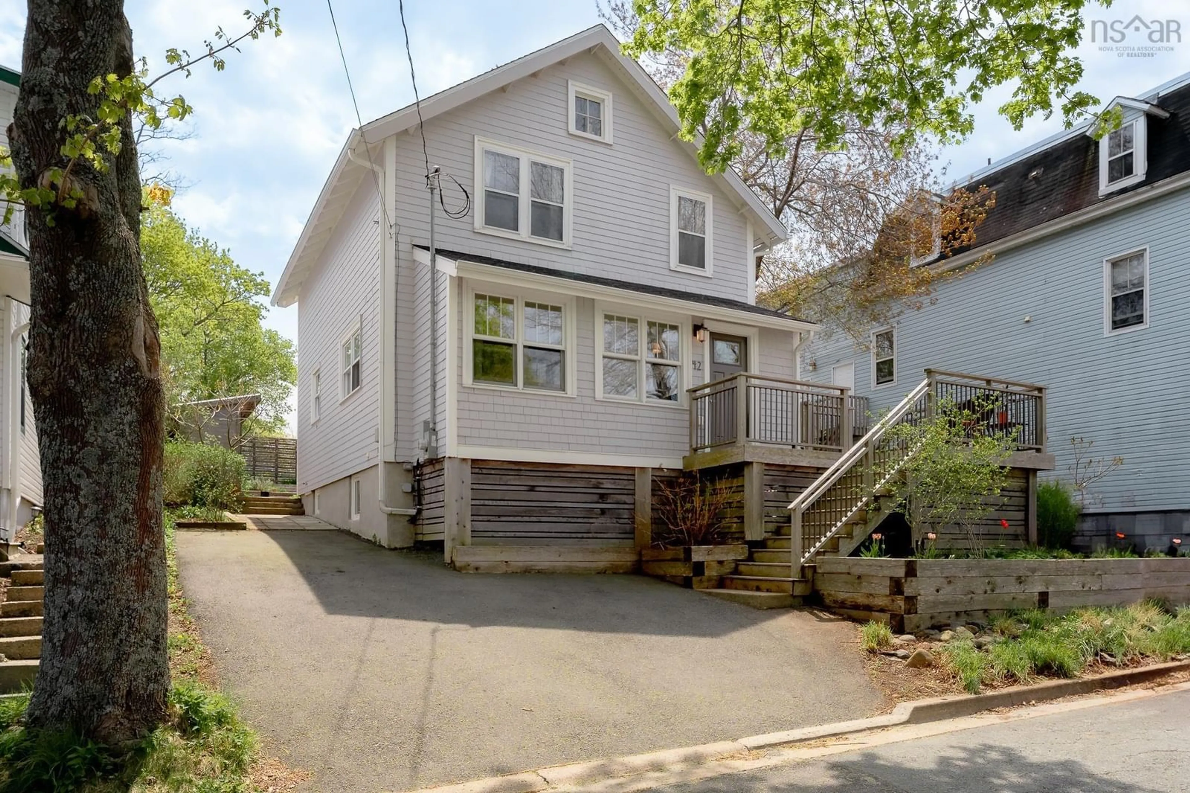 Unknown for 42 Church Street St, Dartmouth Nova Scotia B2Y 1B1