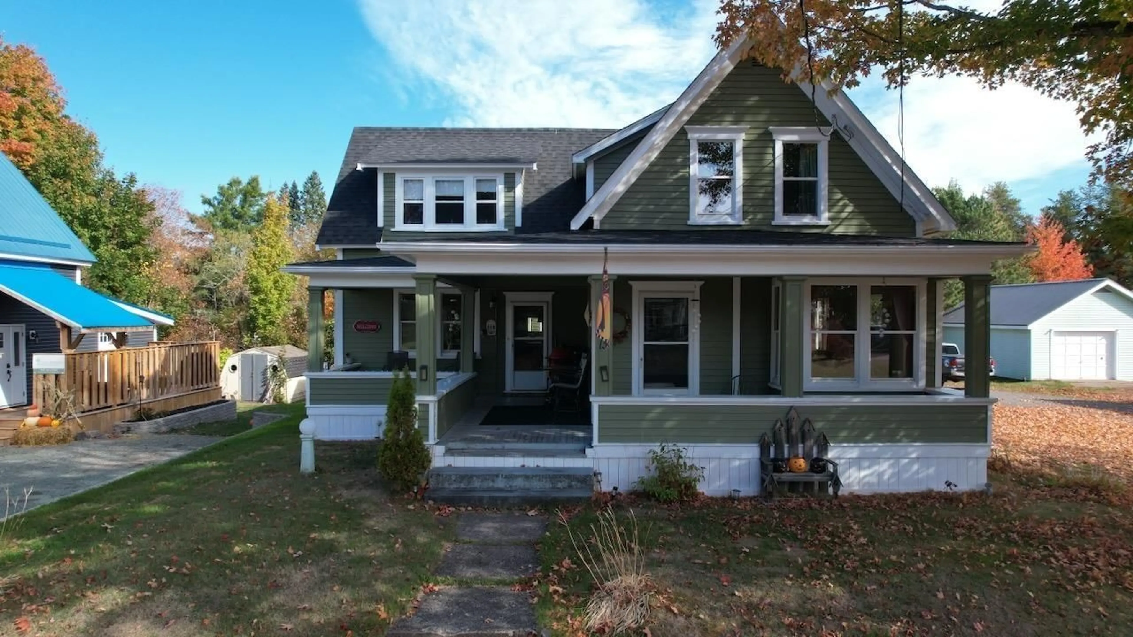 Home with vinyl exterior material, street for 15 James St, Oxford Nova Scotia B0M 1P0