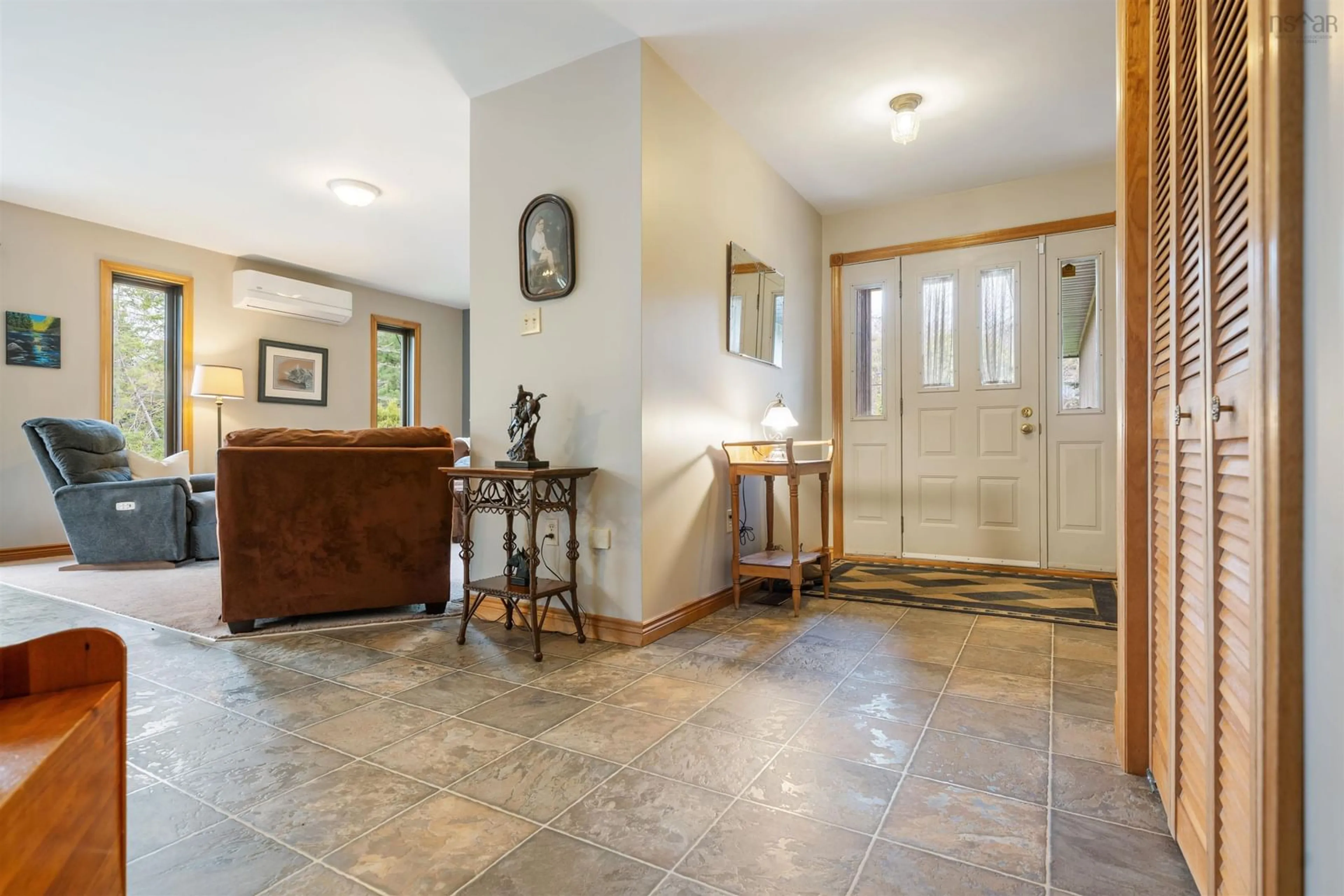 Indoor foyer for 589 Greenfield Rd, Murray Siding Nova Scotia B6L 3M8