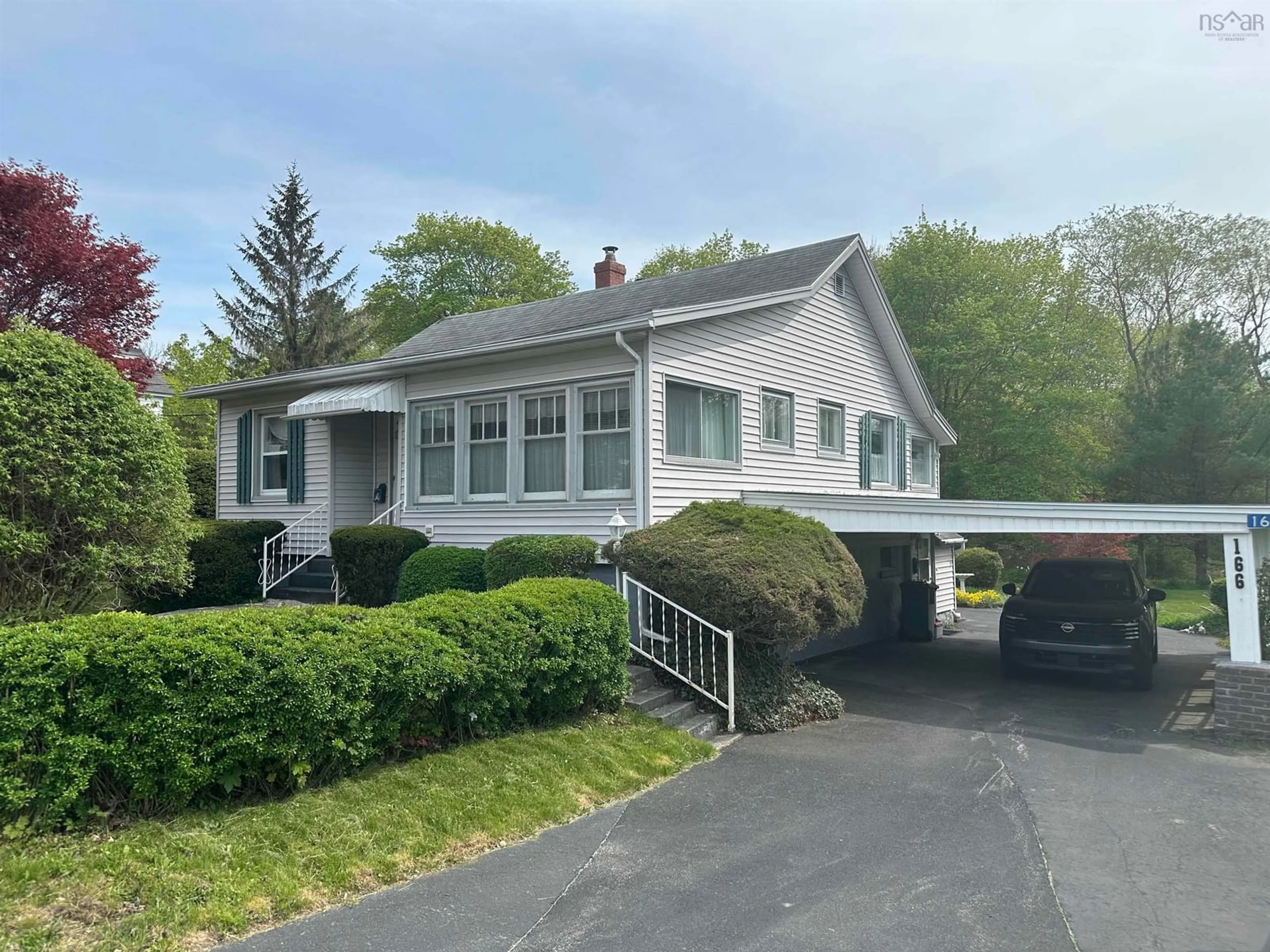 Unknown for 166 School St, Liverpool Nova Scotia B0T 1K0