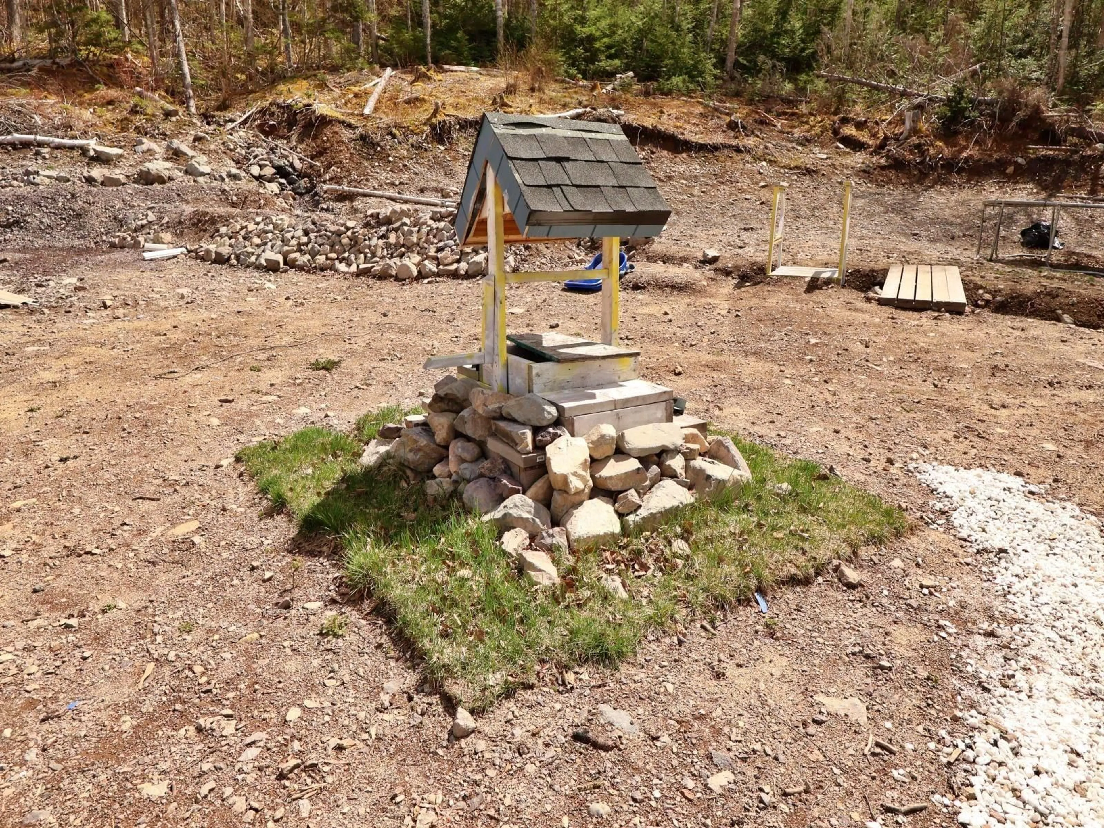 Unknown for 6711 East Bay Hwy, Big Pond Nova Scotia B1J 0B7