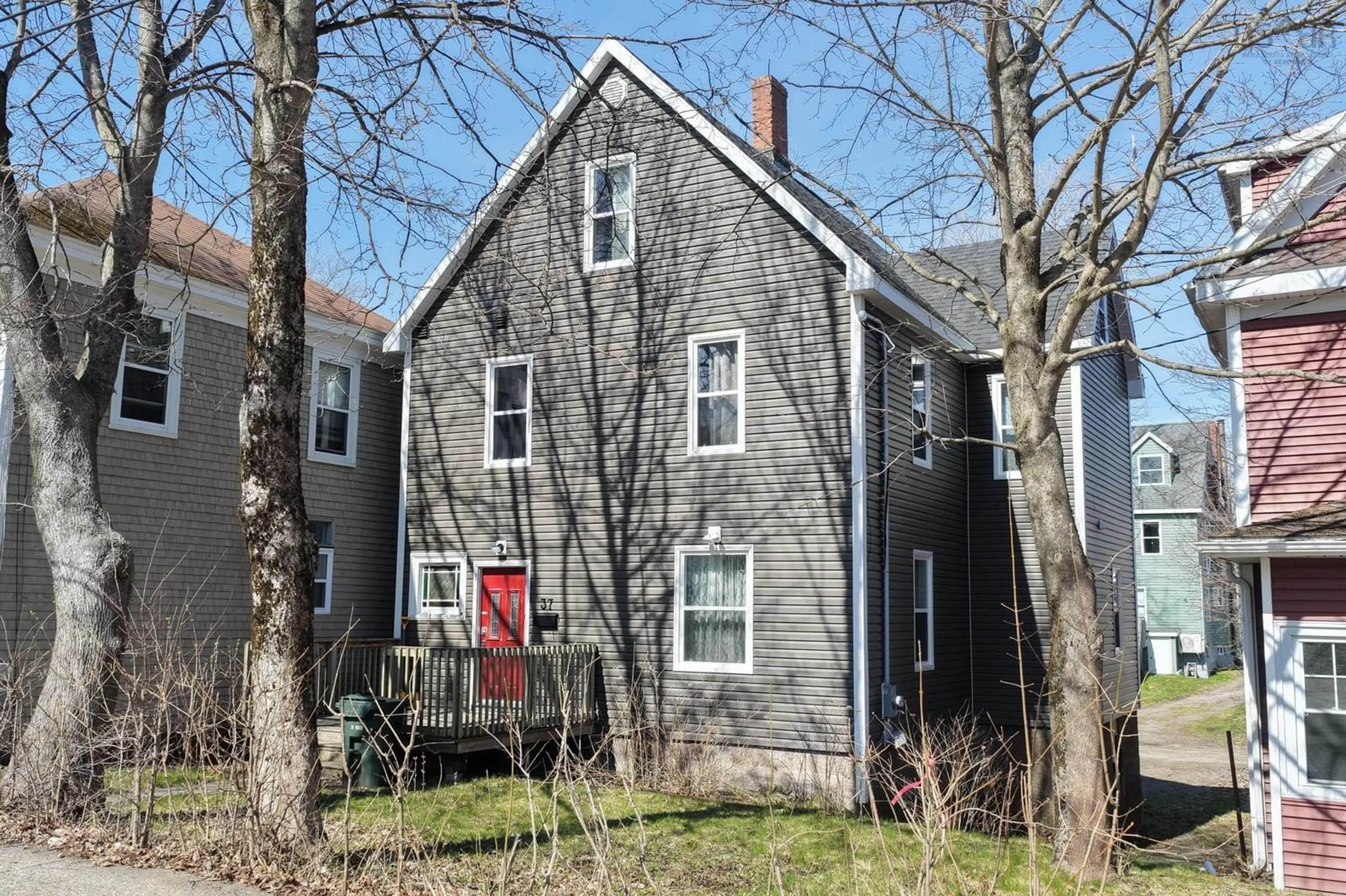 Unknown for 37 Campbell St, Sydney Nova Scotia B1P 1E8