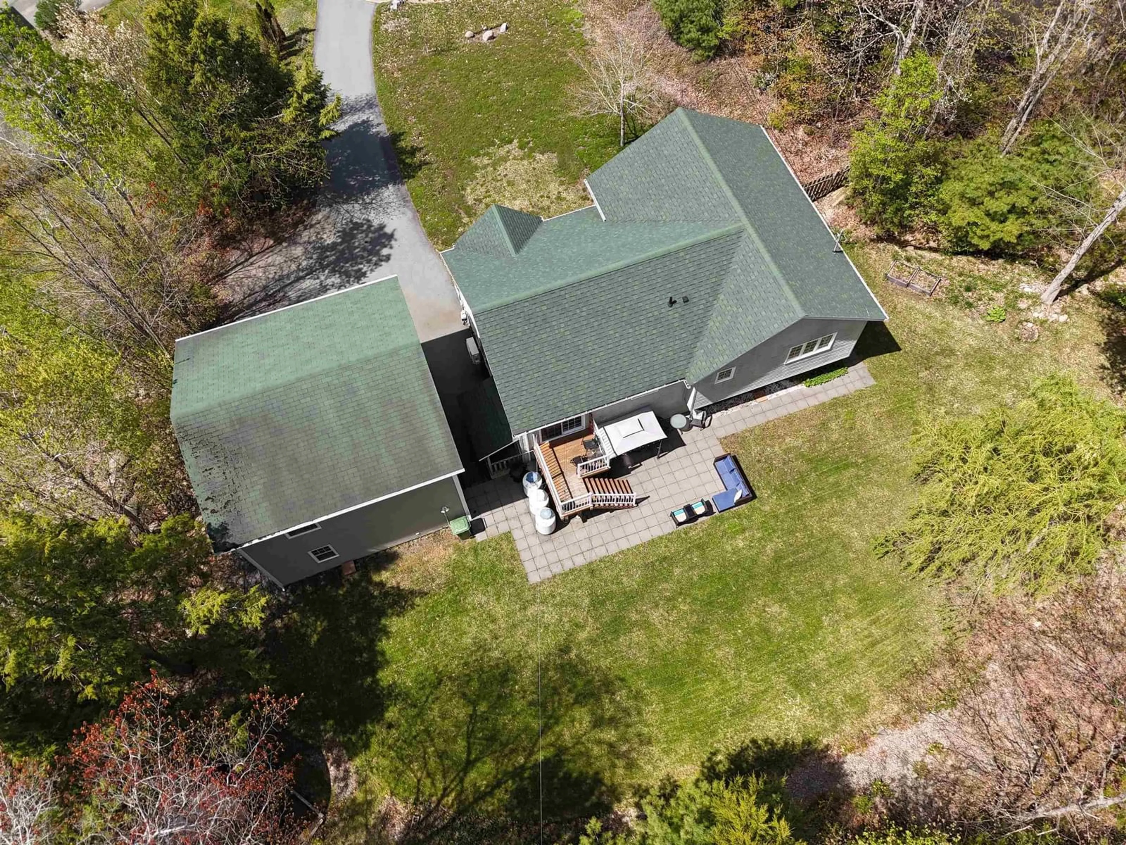 A pic from outside/outdoor area/front of a property/back of a property/a pic from drone, building for 20 Heather Crt, Bridgewater Nova Scotia B4V 8W8
