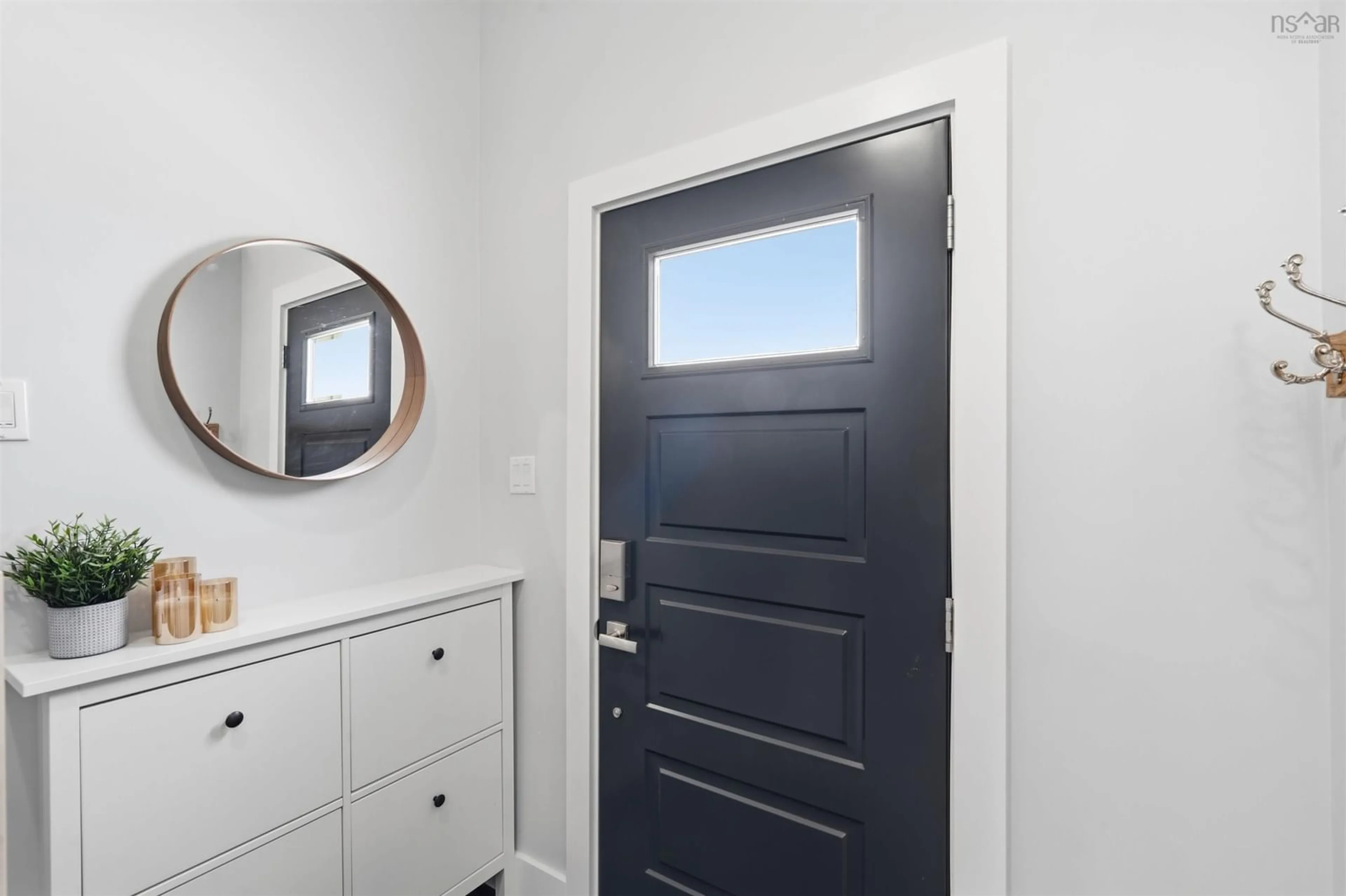 Indoor entryway for 89 Sirius Cres, Dartmouth Nova Scotia B2W 4L4