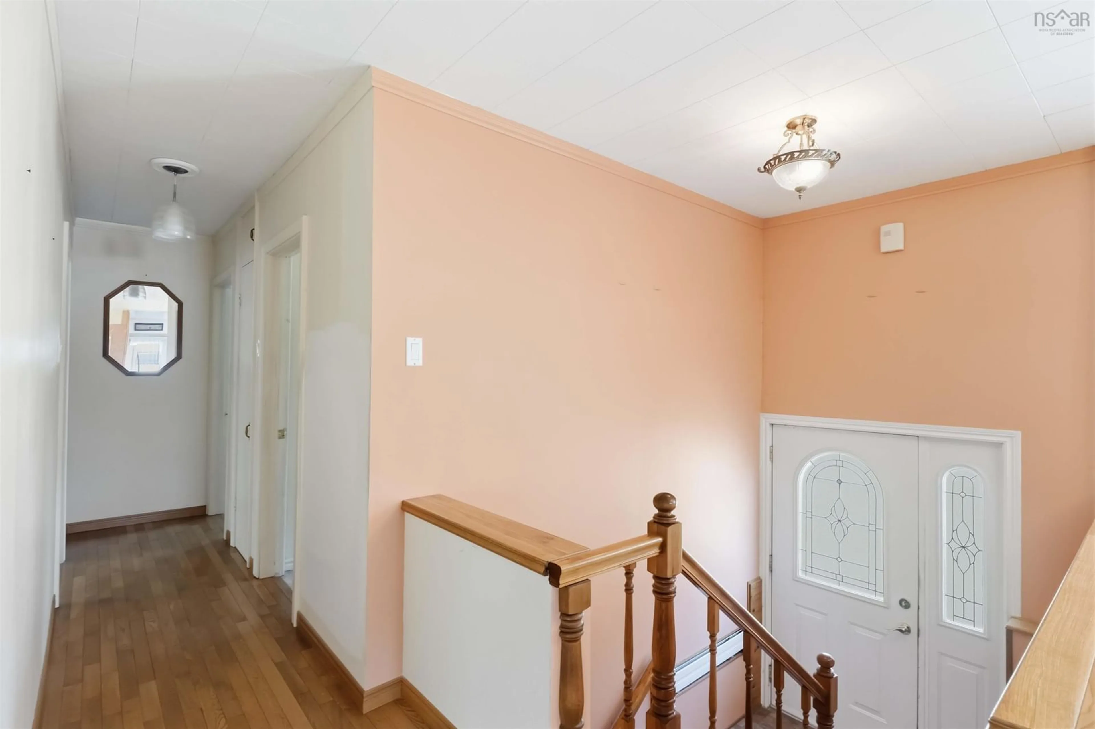 Indoor foyer for 864 Carol St, Greenwood Nova Scotia B0P 1N0