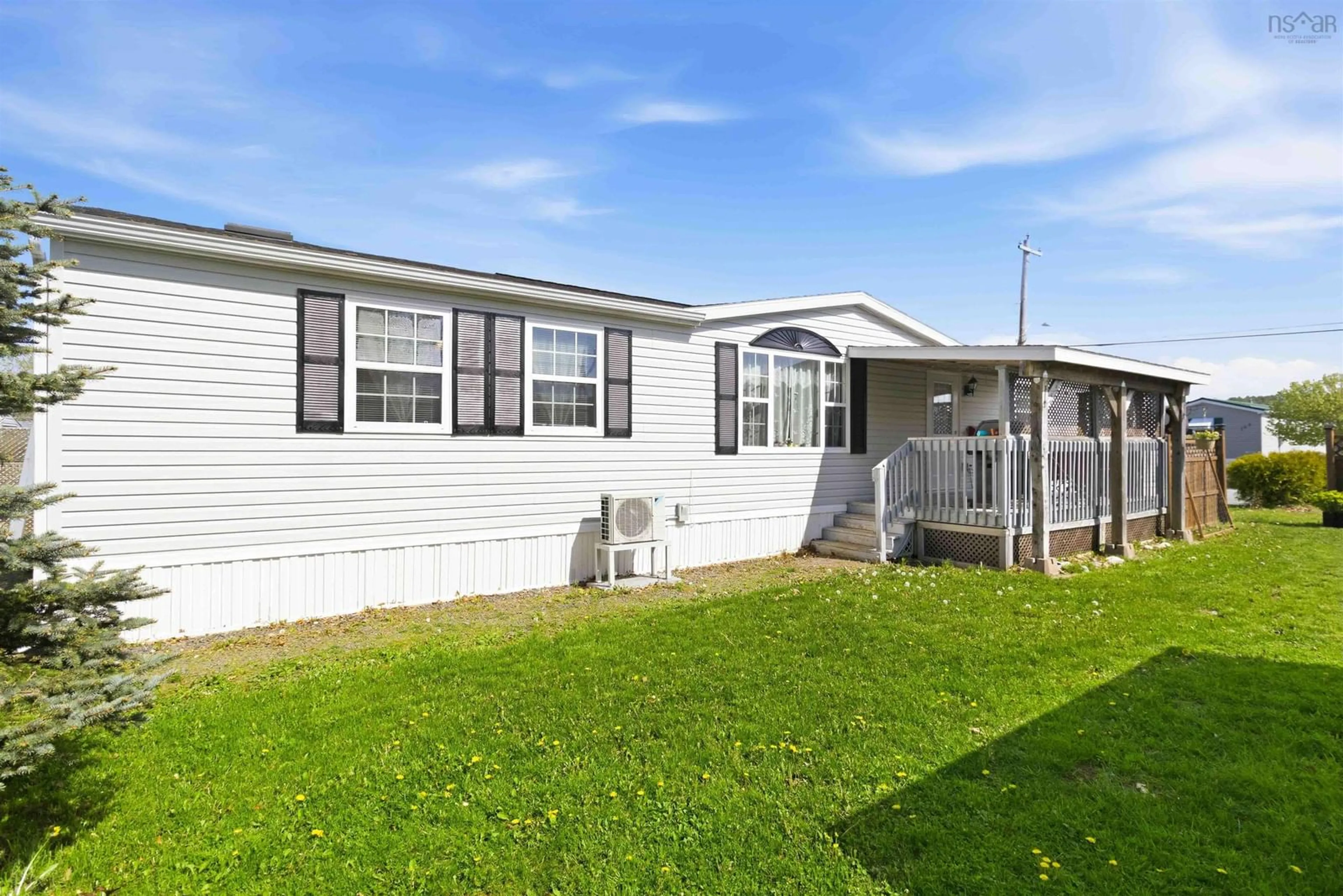 Home with vinyl exterior material, unknown for 141 Haven Dr, Bridgewater Nova Scotia B4V 4E4